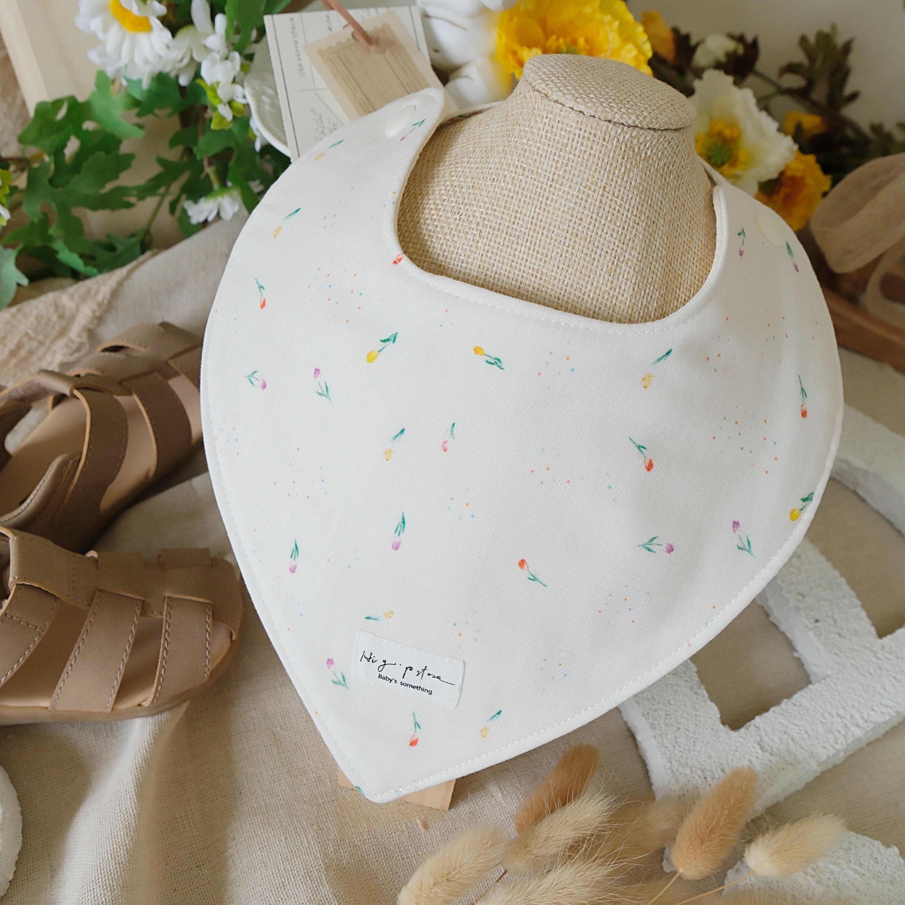 Hi Y.P store-手作圍兜-雙面三角兜-點點鬱金香