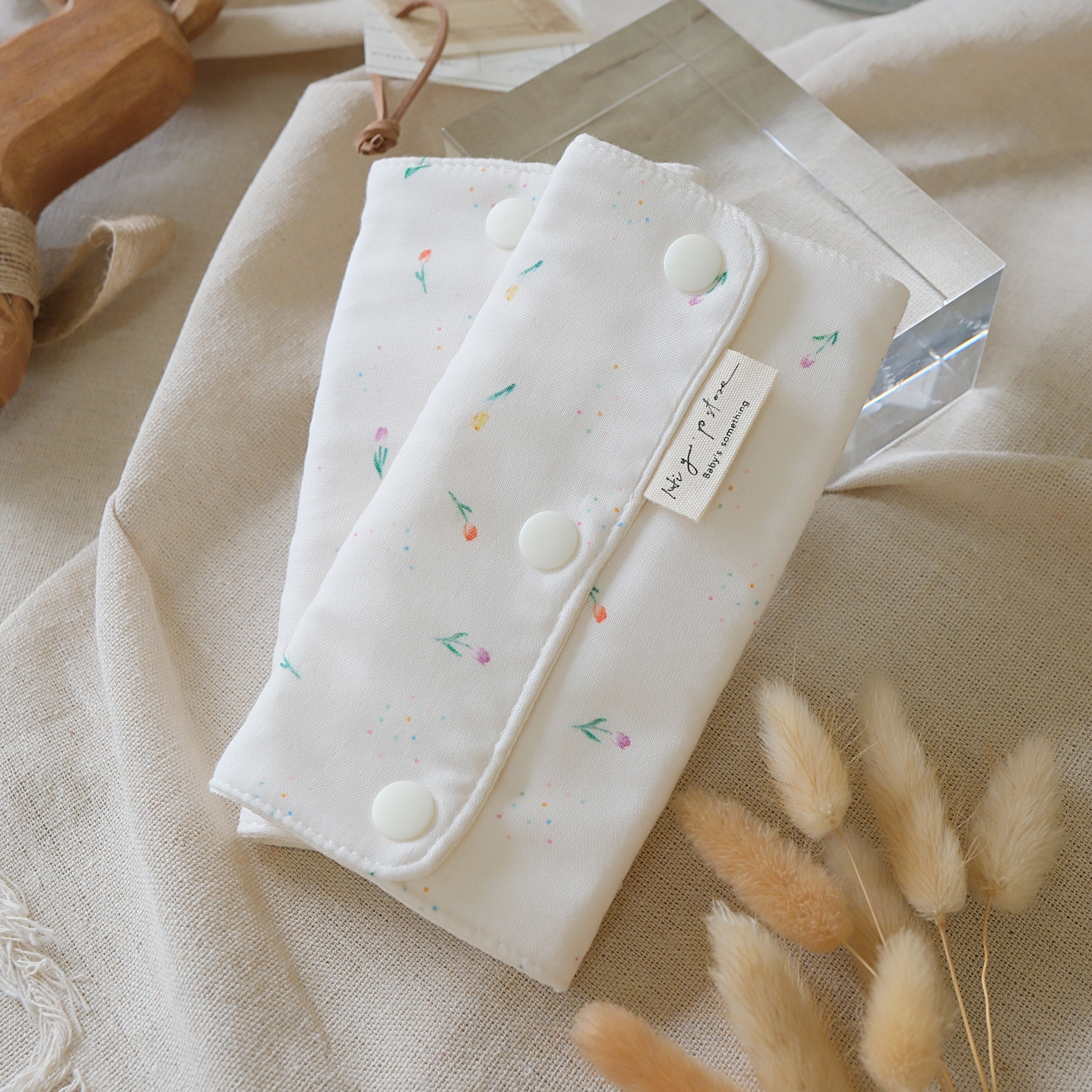 Hi Y.P store-揹巾口水套-獨家設計款-點點鬱金香