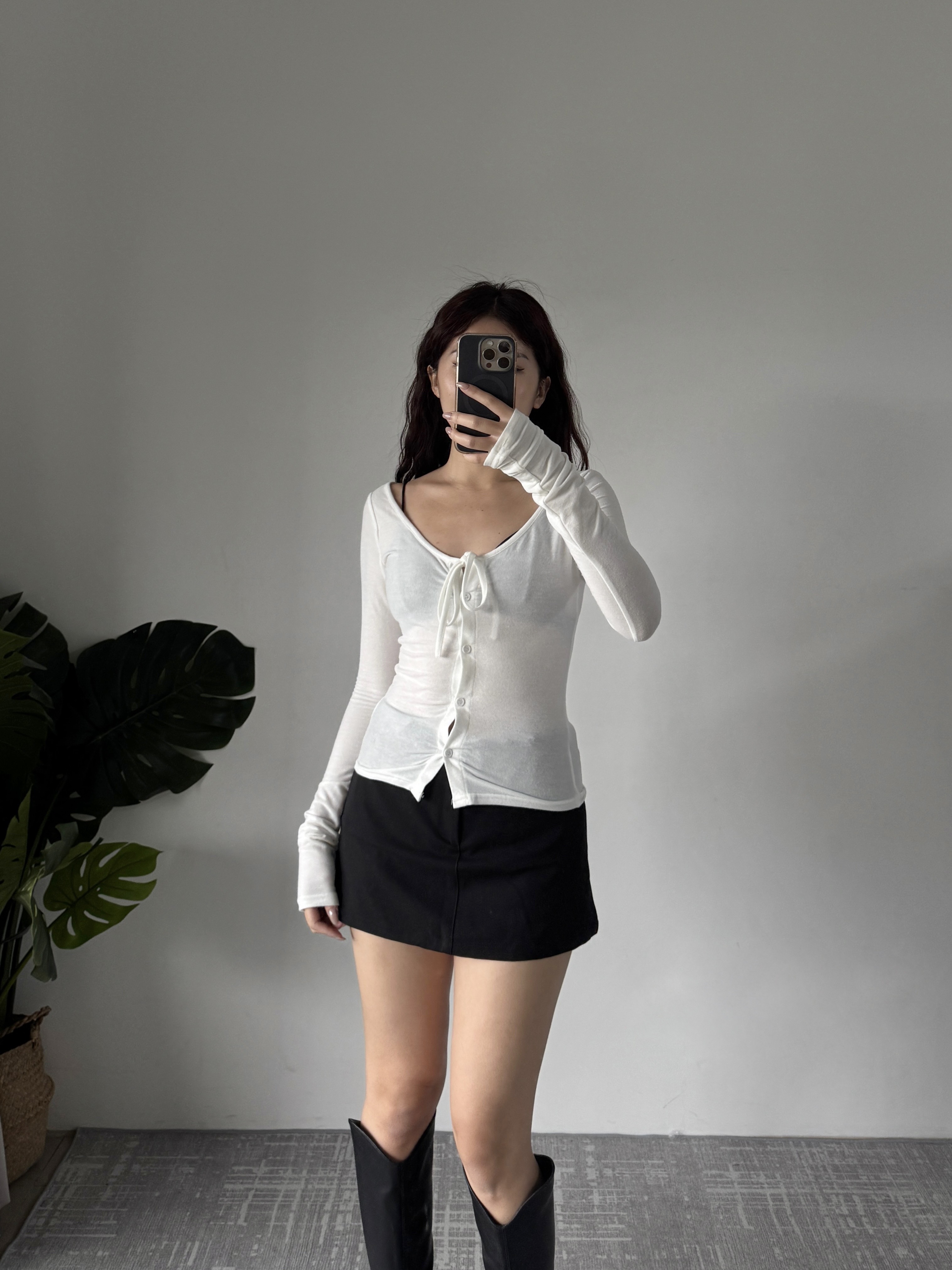 親膚薄透綁帶長袖上衣(2色)