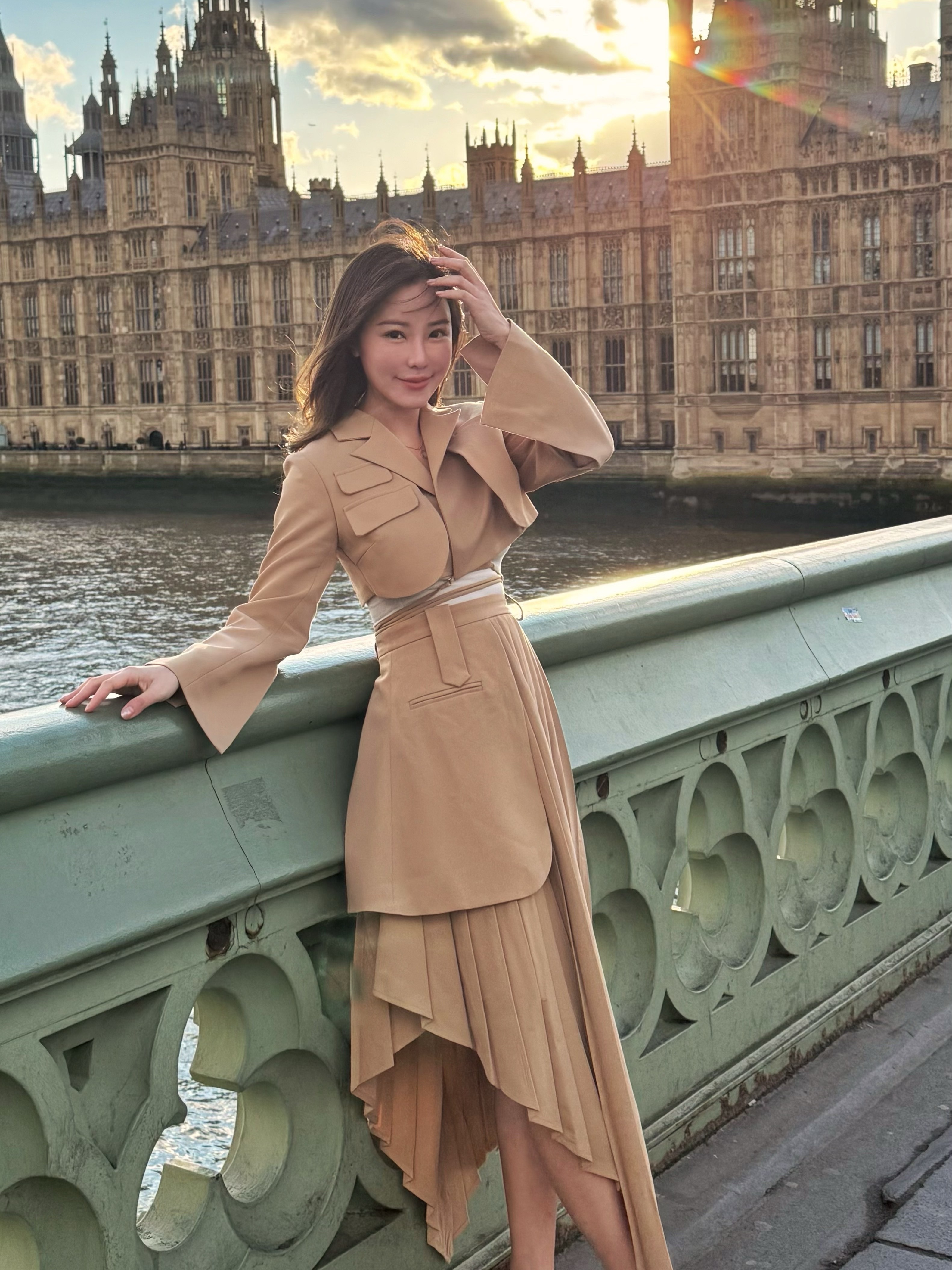 Modish 高質感百褶裙翻領套裝