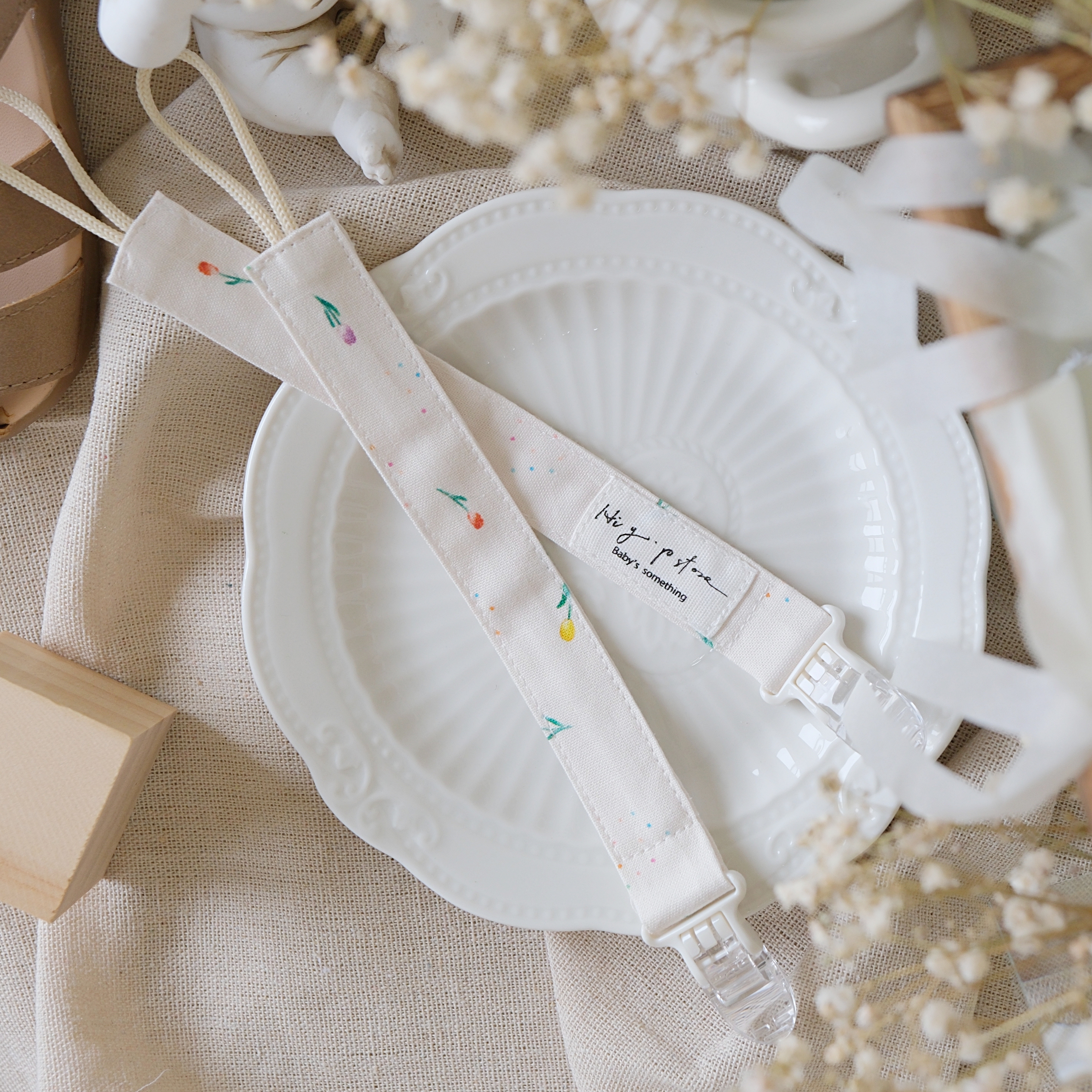 Hi Y.P store-鱷魚夾-獨家設計款-點點鬱金香