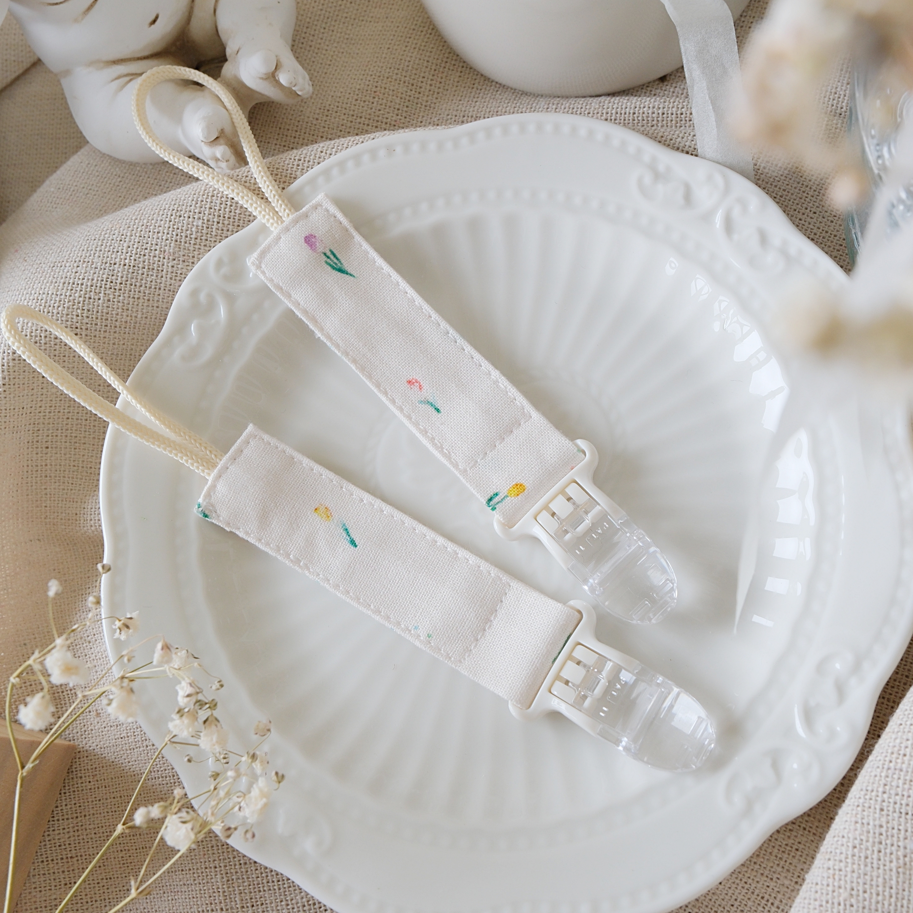 Hi Y.P store-短版鱷魚夾-獨家設計款-點點鬱金香