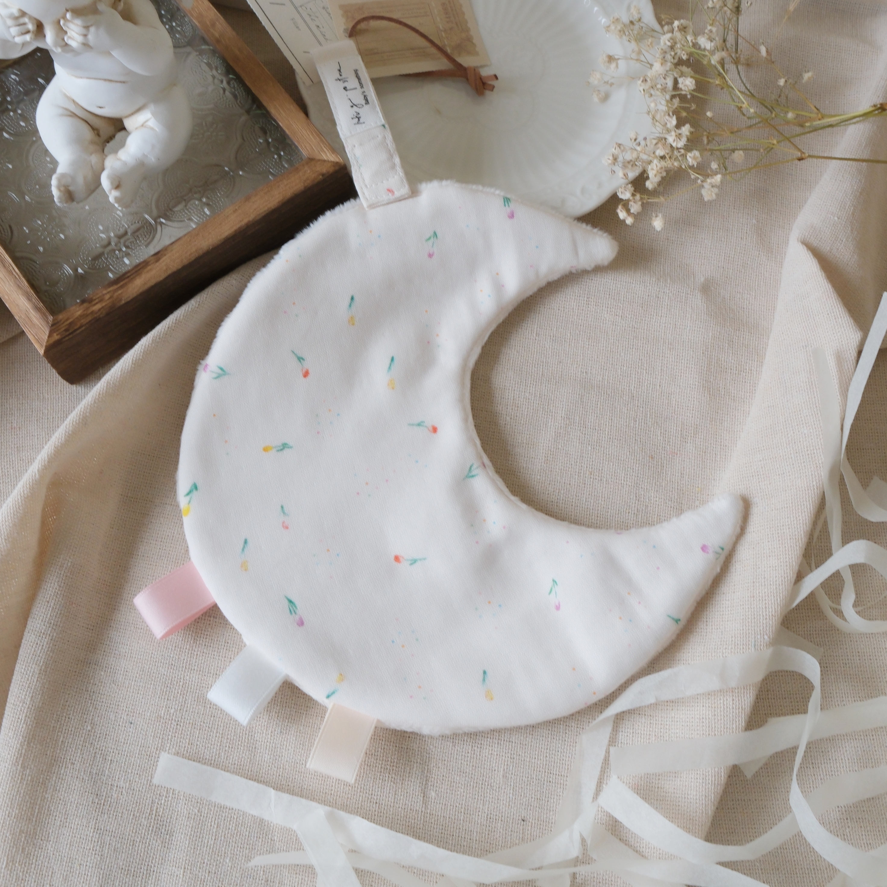 Hi Y.P store-獨家設計款-月光安撫巾-點點鬱金香