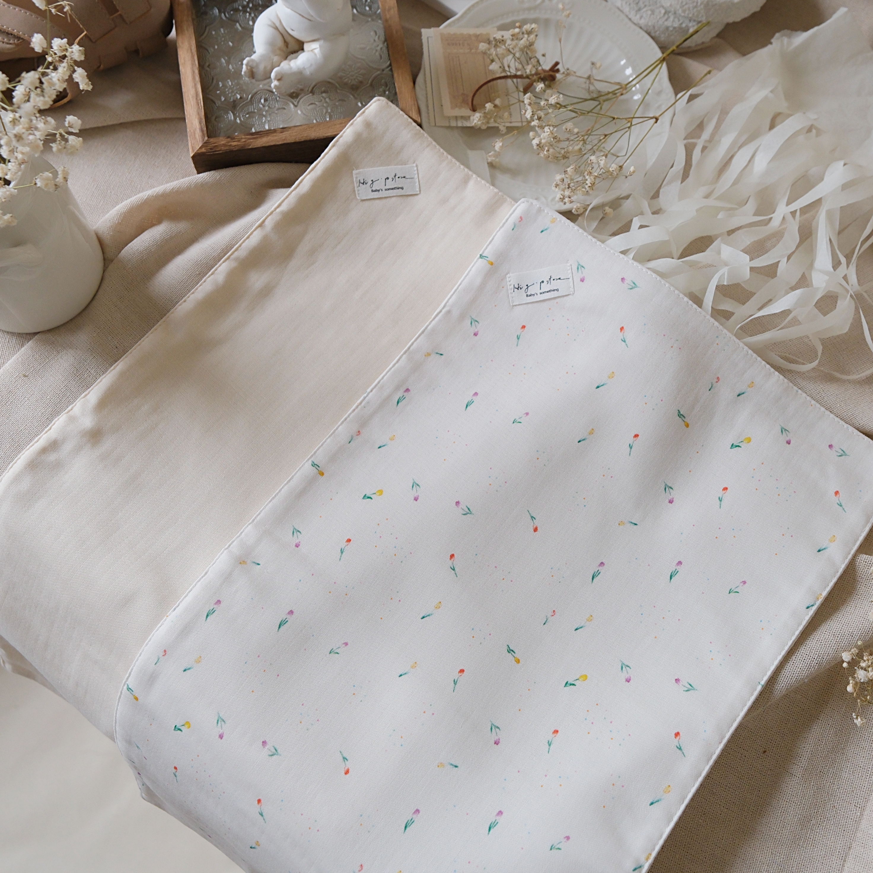 Hi Y.P store-拍嗝巾-獨家設計款-點點鬱金香（2件組)