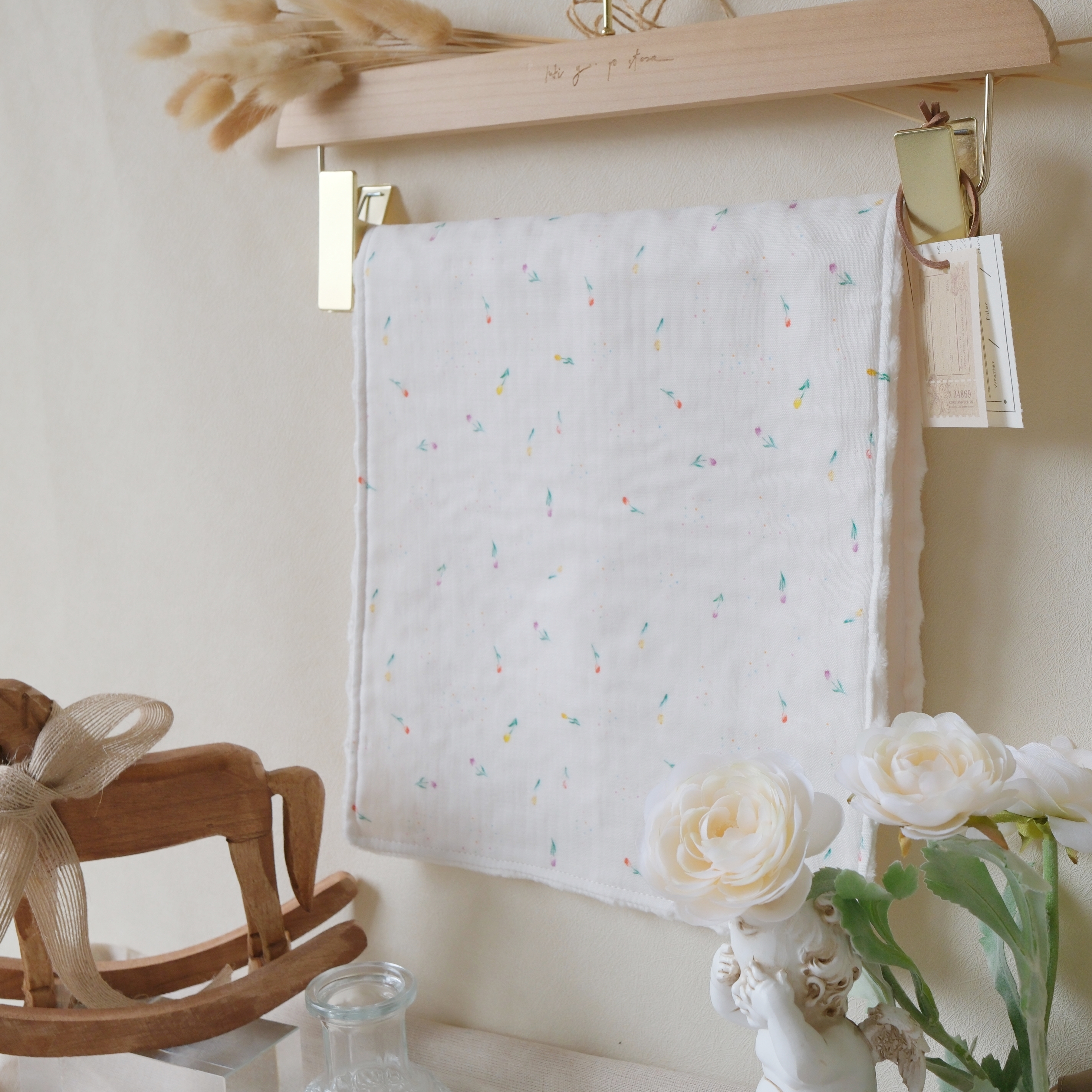 Hi Y.P store-枕巾-獨家設計款-點點鬱金香