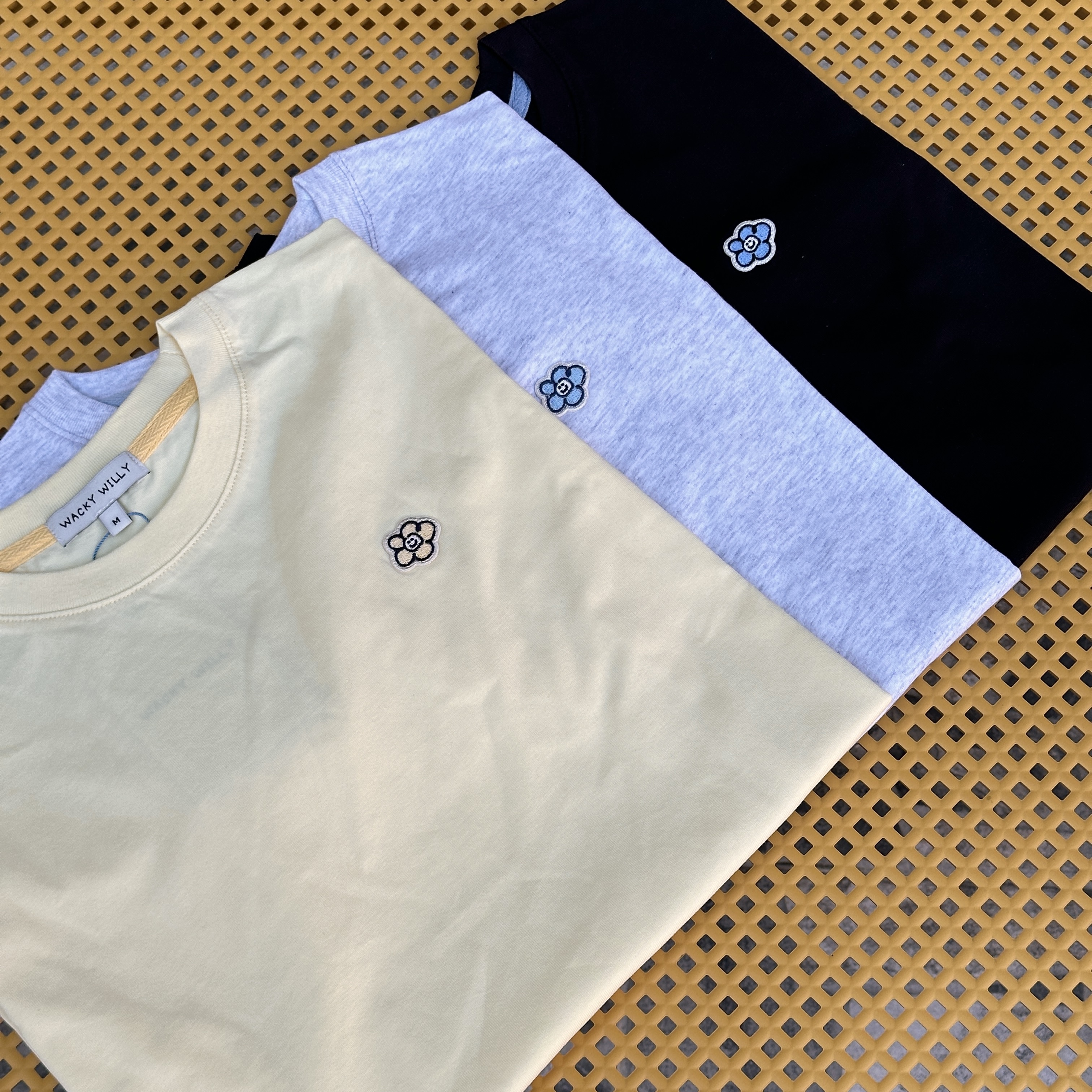 【現貨】Wacky Willy 女款 刺繡小花 短tee WA2502ST51