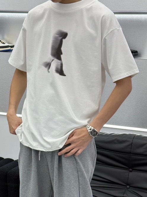 抽象人物印花短T