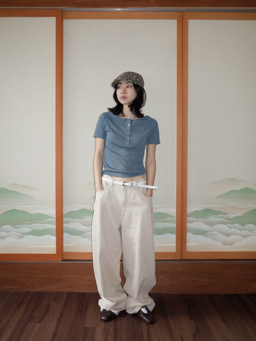 stars club straight leg trousers in BEIGE