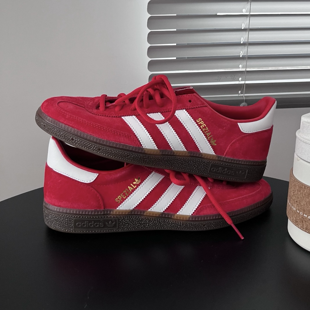 Adidas Handball Spezial 紅色 麂皮 焦糖底 三葉草 復古休閒鞋 德訓鞋 FV1227