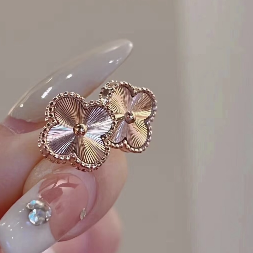 18k”經典CNC激光鐳射四葉草/獨家三色定製耳釘