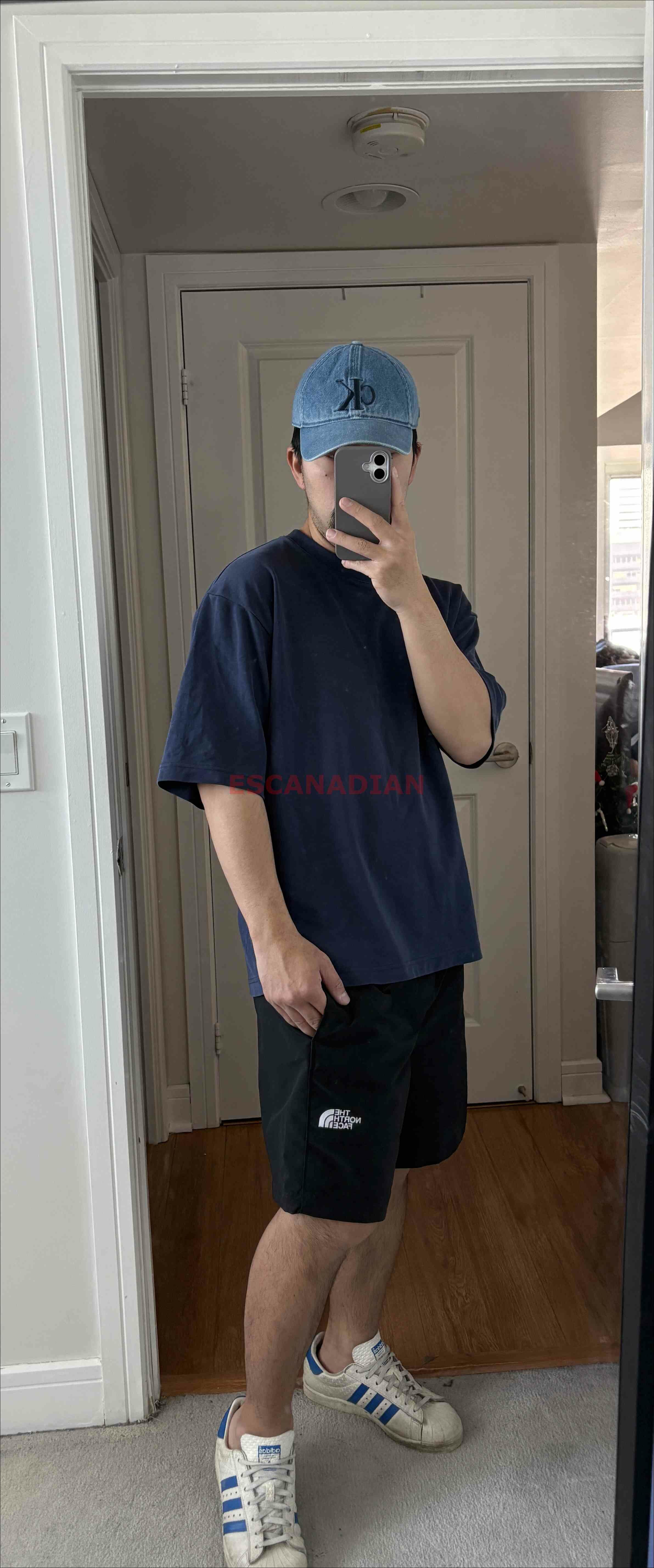 THE NORTH FACE 男大人 Easy wind系列 刺繡標 防風 防潑水 硬挺短褲