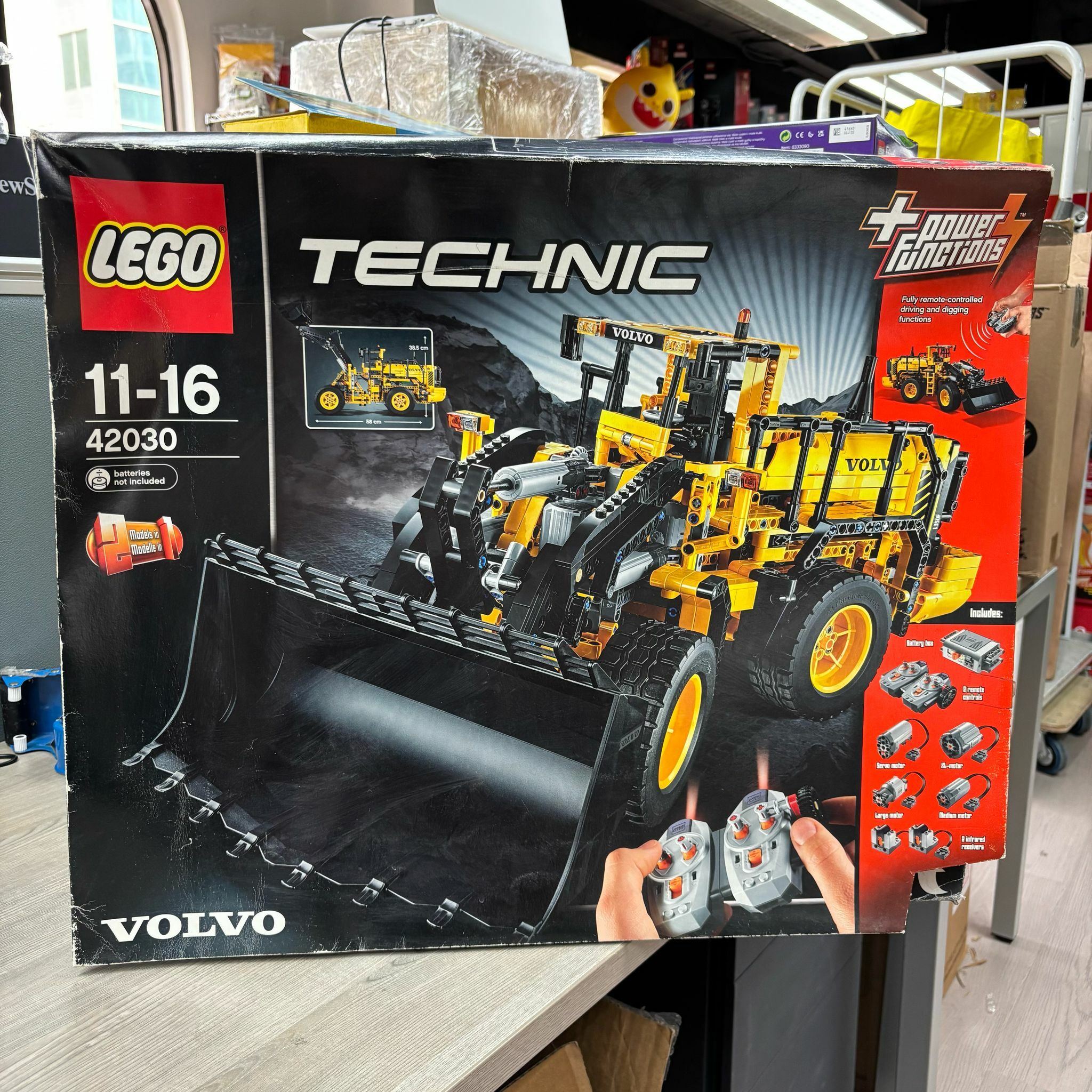 ［用家福音系列］ (殘盒開盒,不設退換) LEGO Technic 42030 VOLVO RC Wheel Loader