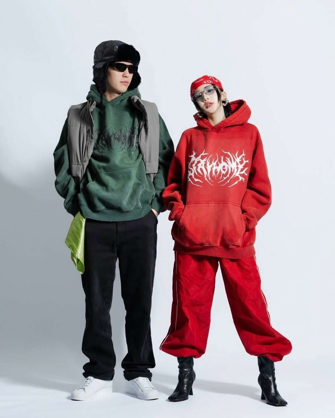 「 StayHome 」金屬圖騰Logo帽T Metallic Logo Hoodie