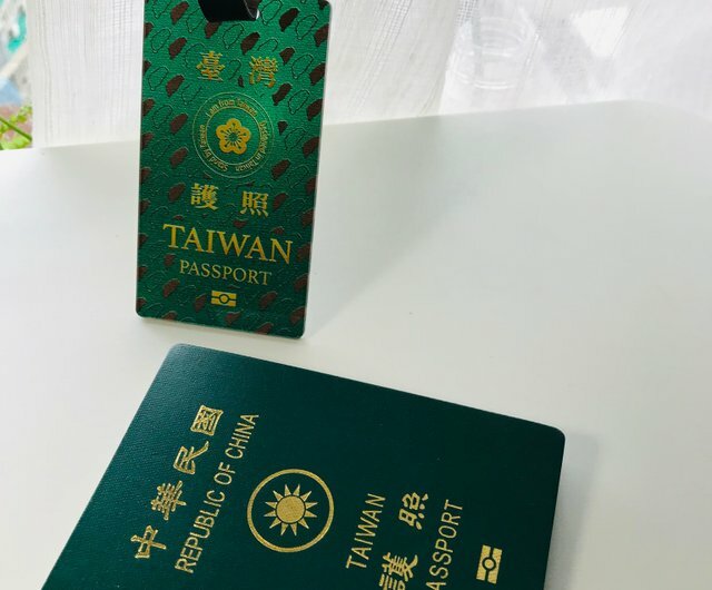 卷卷製造所._.】台湾識別アクリルラゲッジタグ – 新パスポート