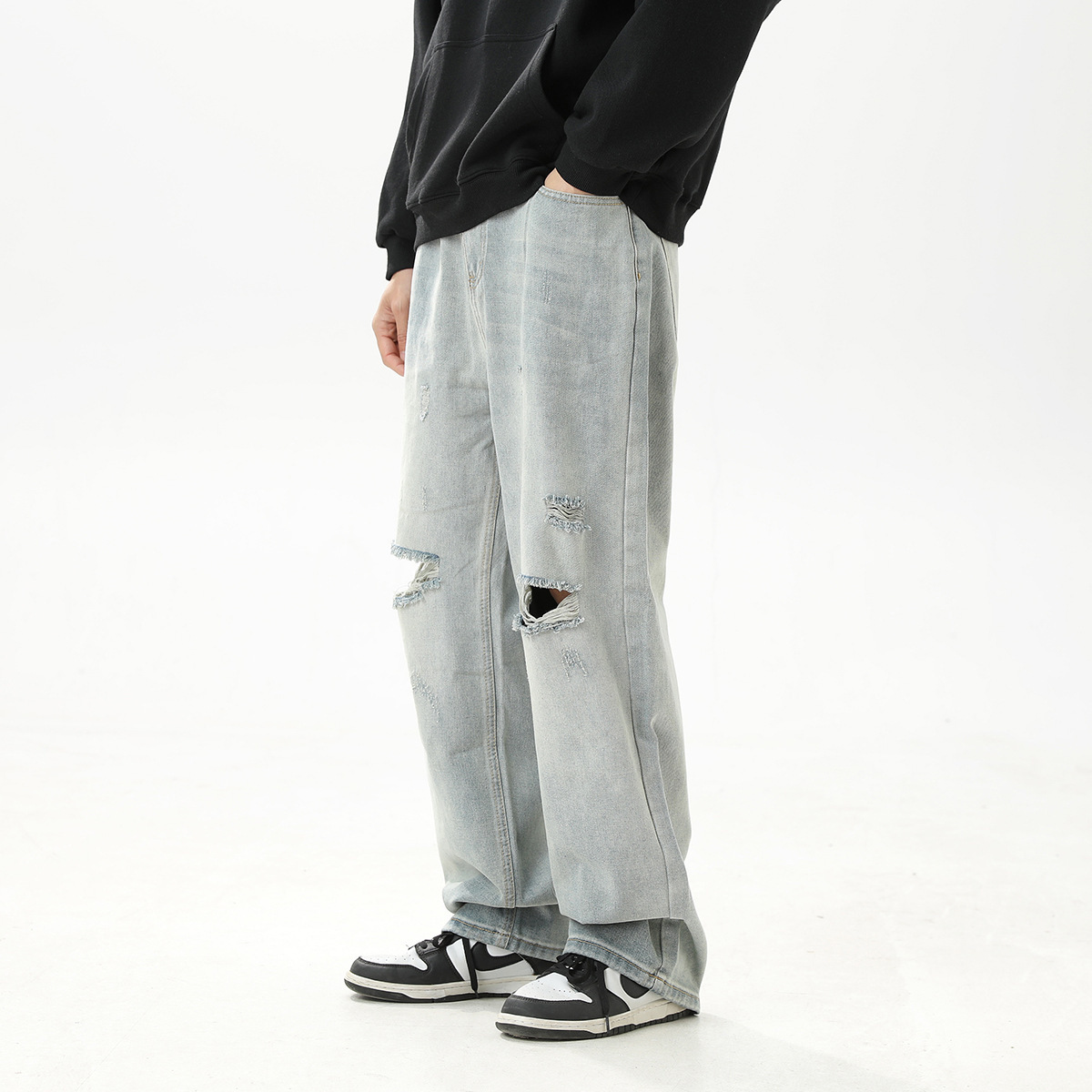 3M22  水洗刷色做舊破洞牛仔褲 一色