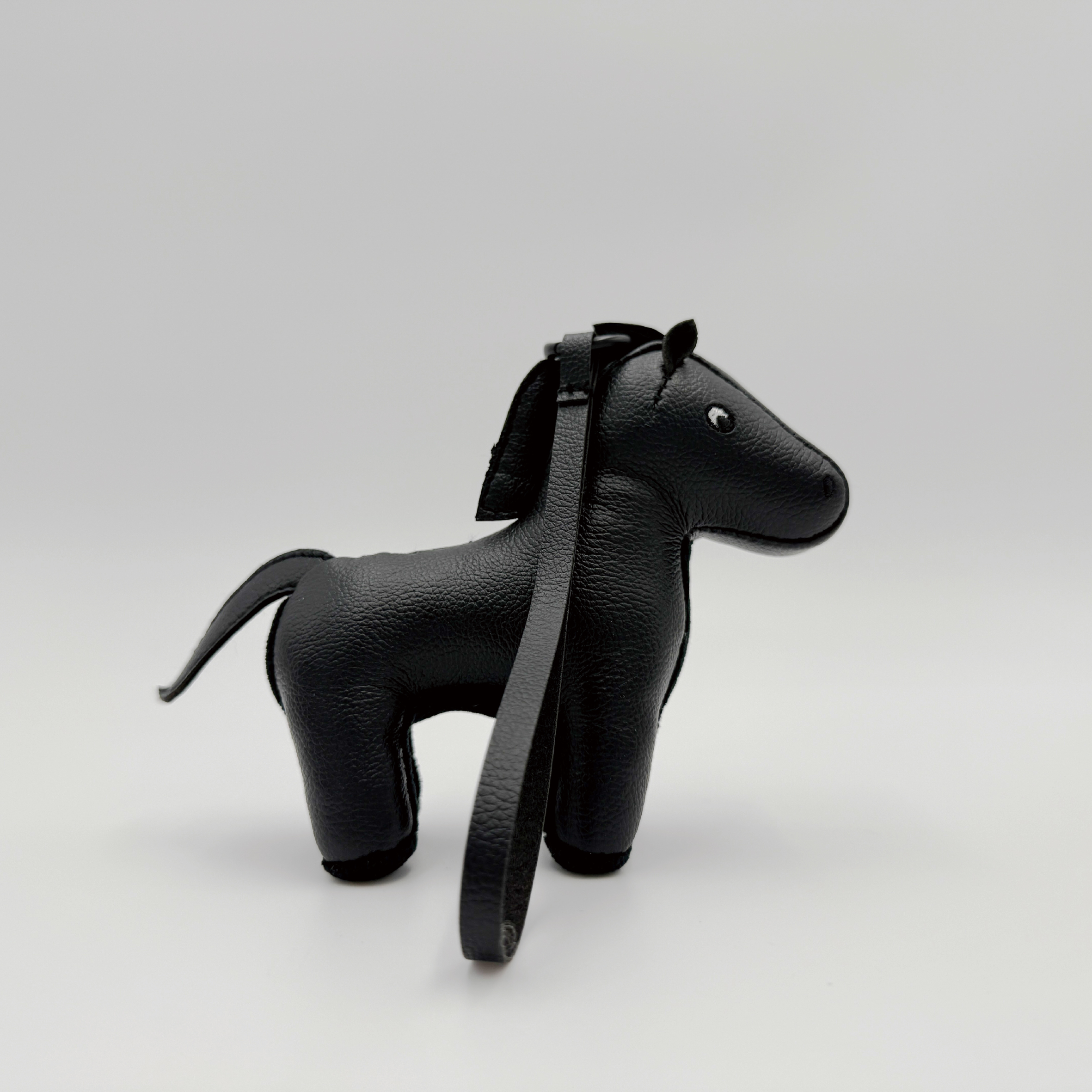 李榮浩 THE DARK HORSE 黑馬 世界巡迴演唱會 周邊商品黑馬公仔吊飾