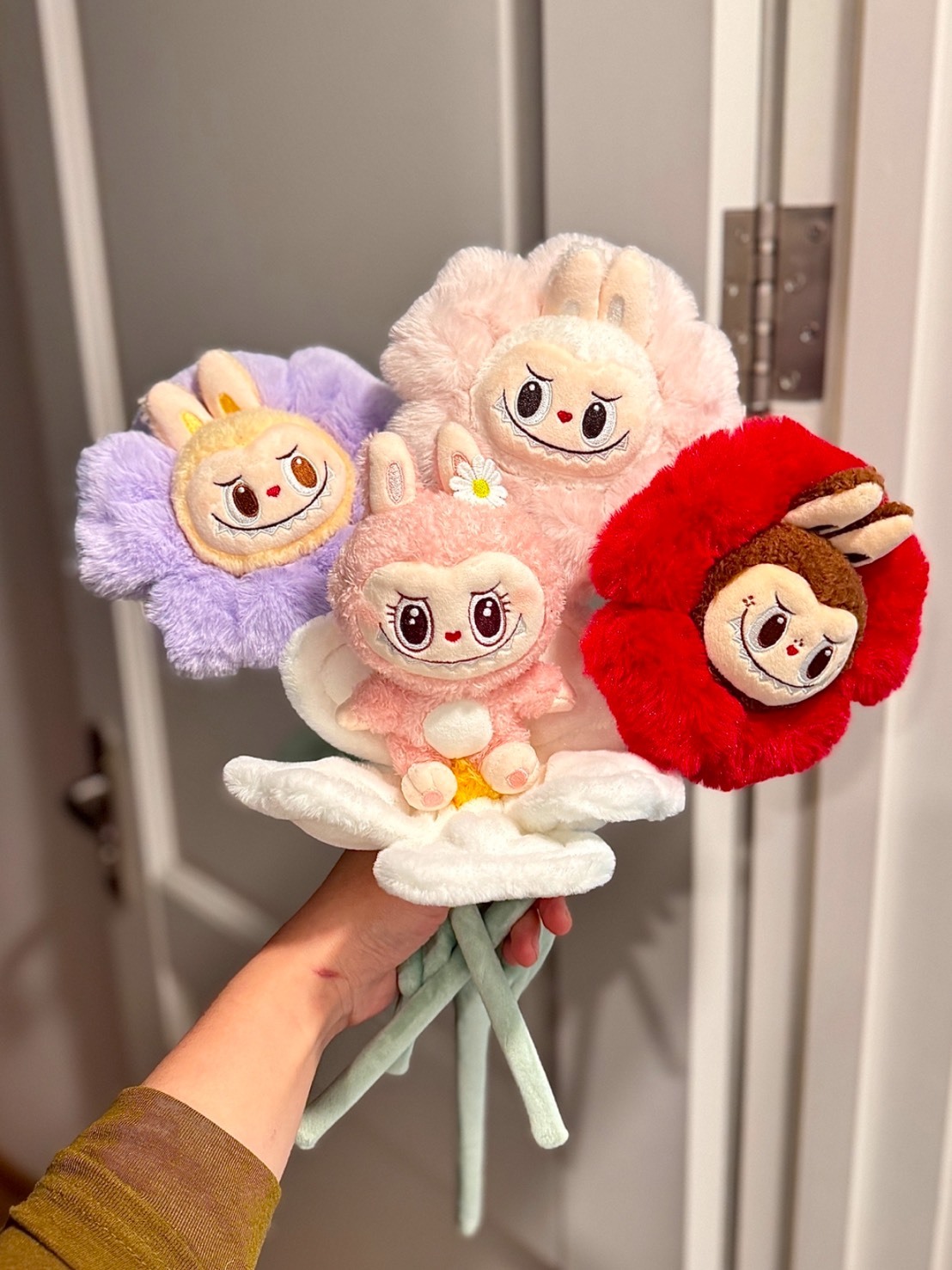 泡泡瑪特 POP MART LABUBU FLOWER FAIRY 花束系列 毛絨公仔