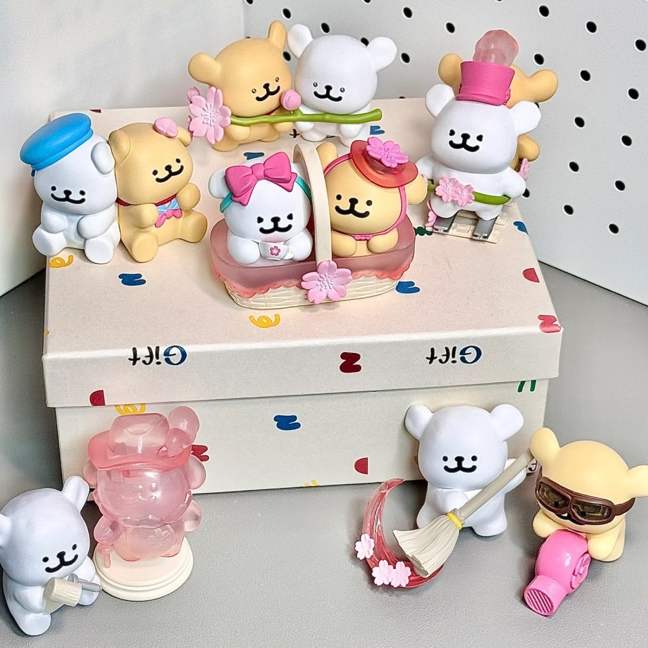 MALTESE 線條小狗 落櫻繽紛 櫻花 盲盒 公仔 擺設 / 預購