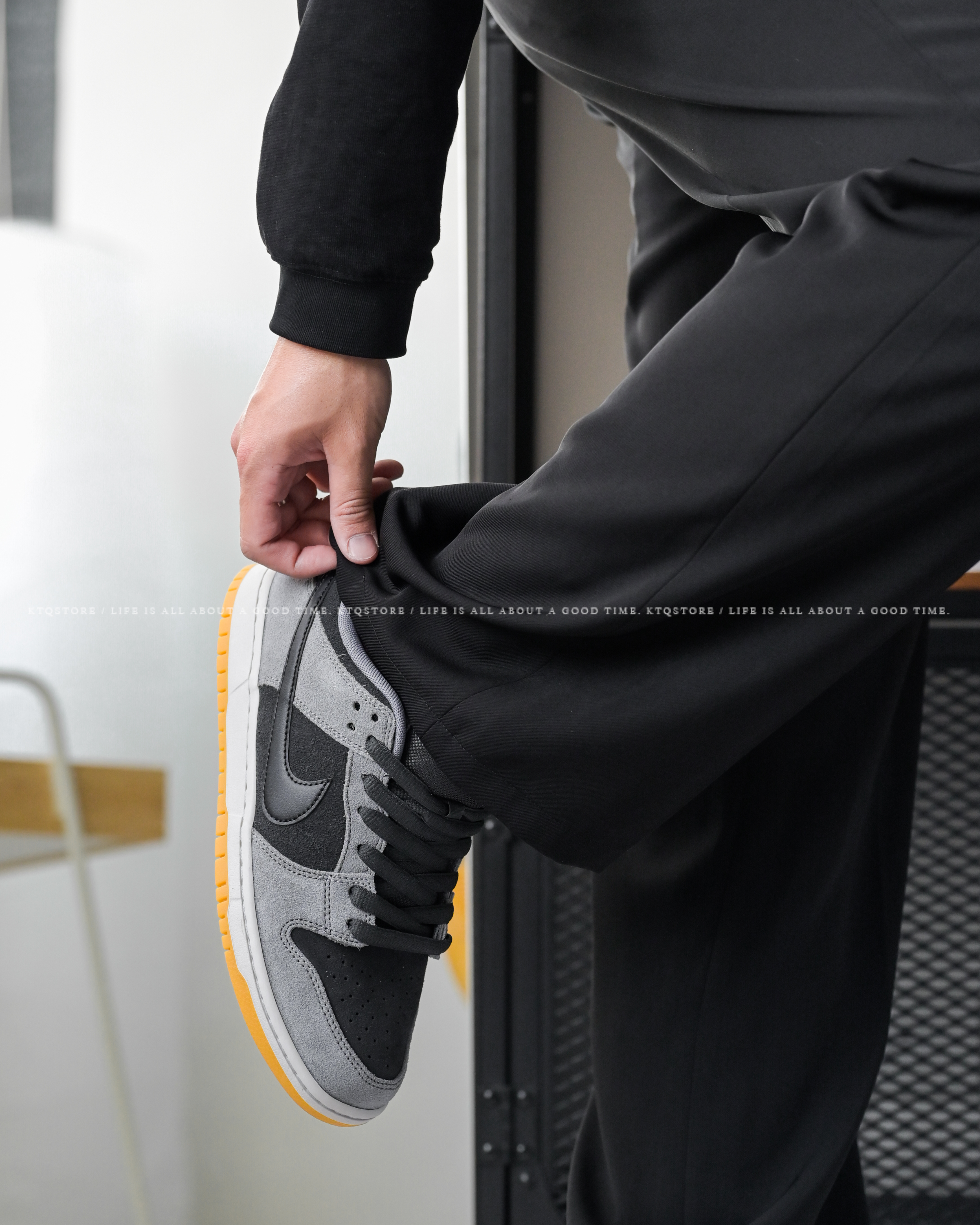 KTQ STORE ‧ Nike SB Dunk Low "Dark Smoke Grey" 煙灰 HF3063-001