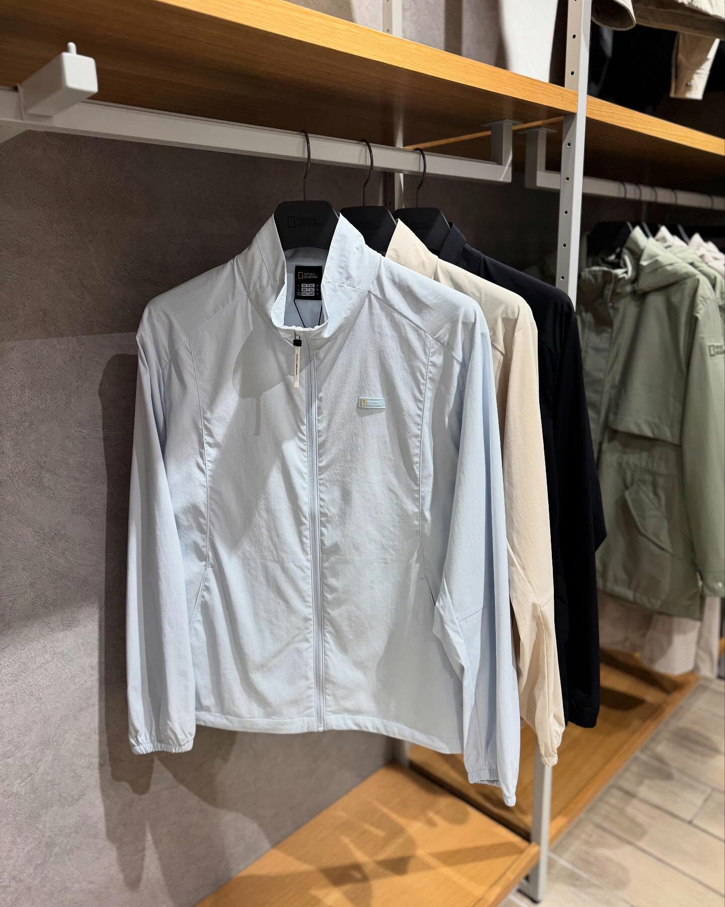 【代購】NATIONAL GEOGRAPHIC 國家地理 Stand neck 立領 風衣 外套 N252UFT970 / N252UFT170