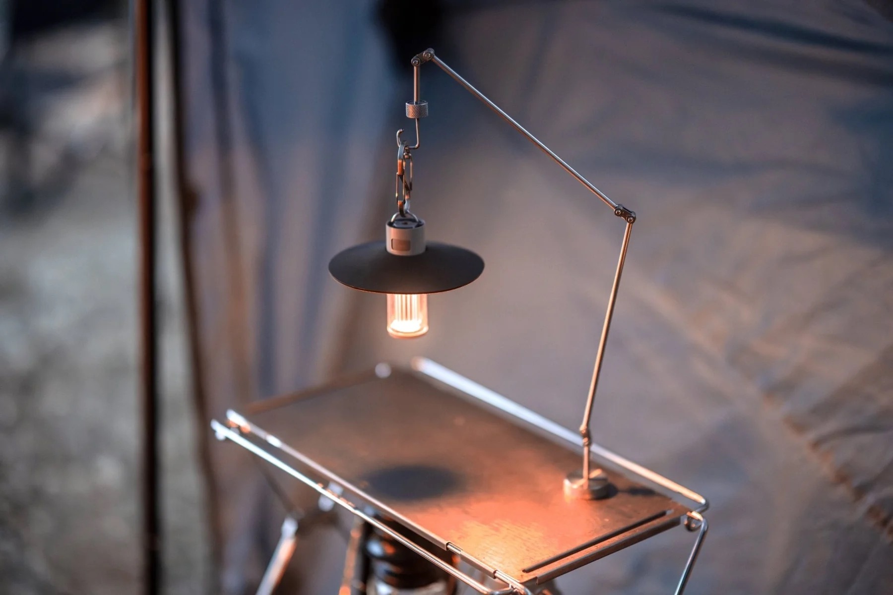 日本TOKYO CRAFTS GRAPHARM 磁吸支架