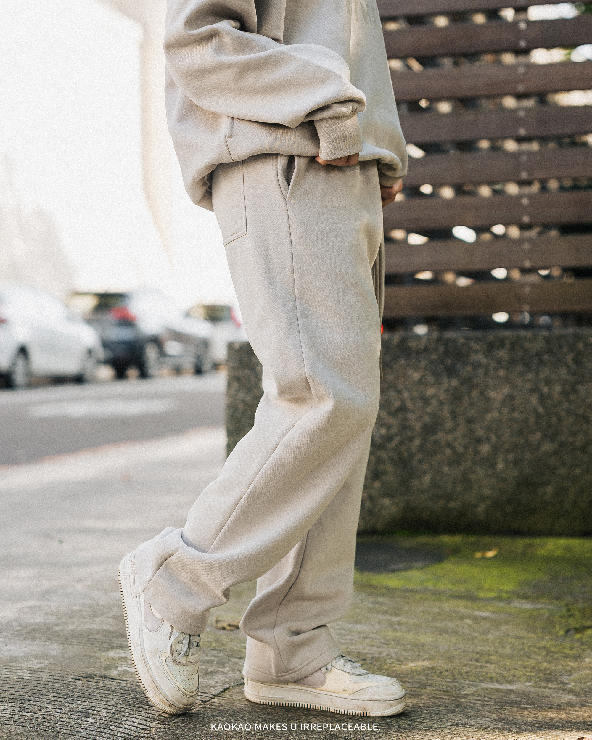 INNERSECT 三生萬物 厚磅純色 直筒高腰長褲 立體標【INN24FWBPT134】