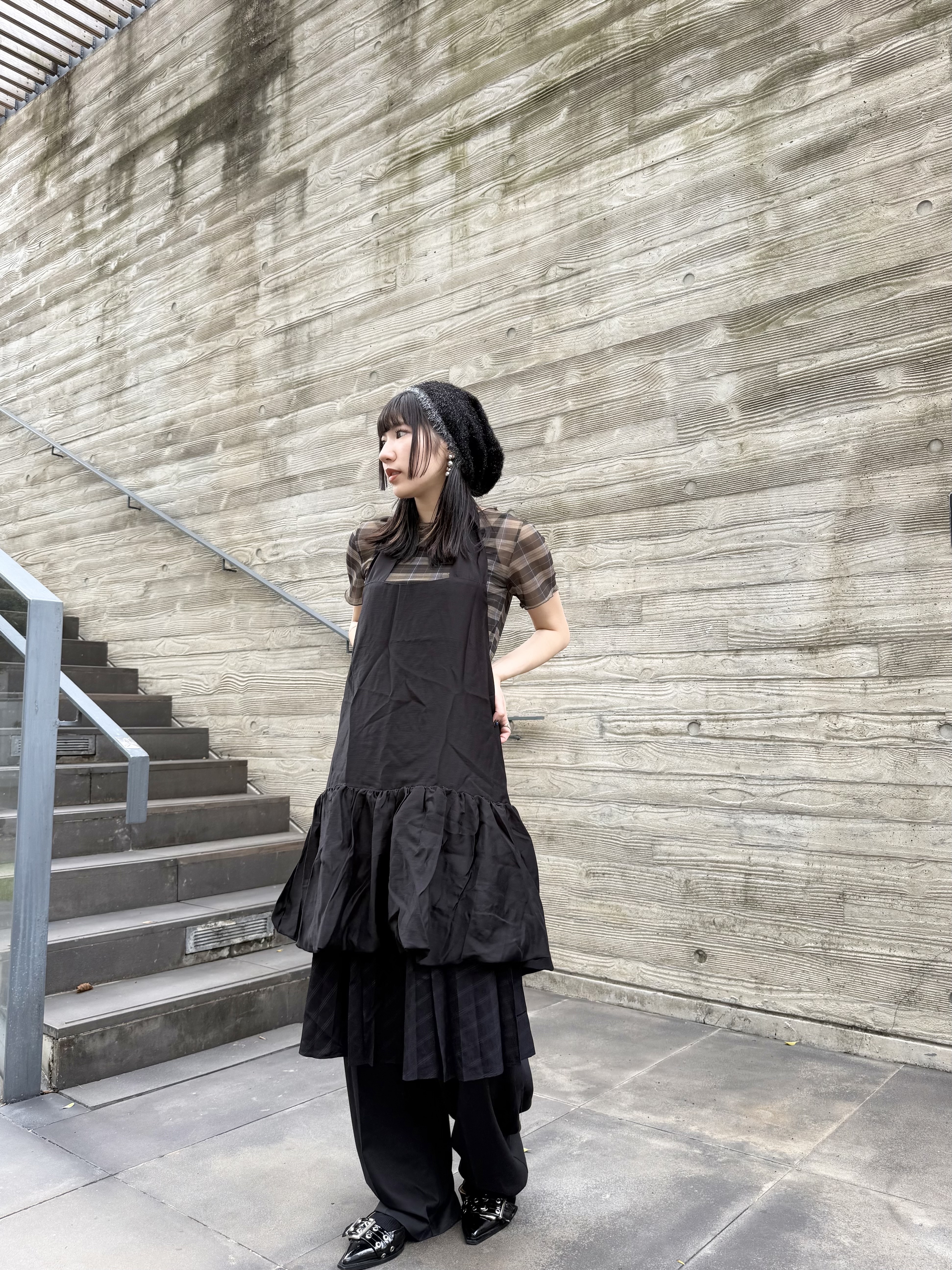 [兩色入] 掛頸氣質滑滑泡泡中layer (Black)