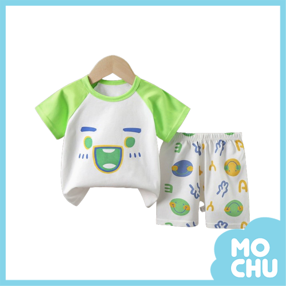 開朗笑臉短袖套裝
