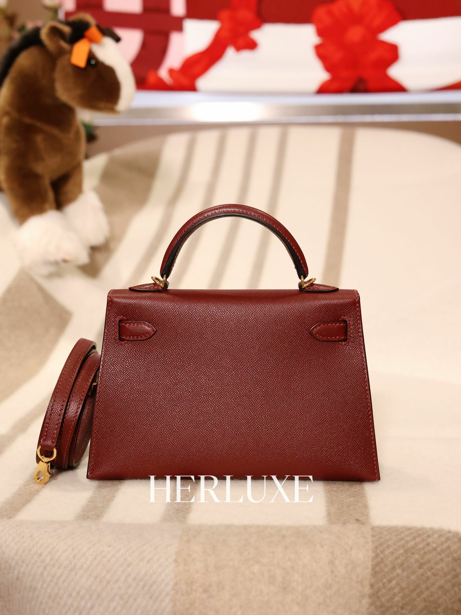 Kelly mini II 55 rouge H cc madame W