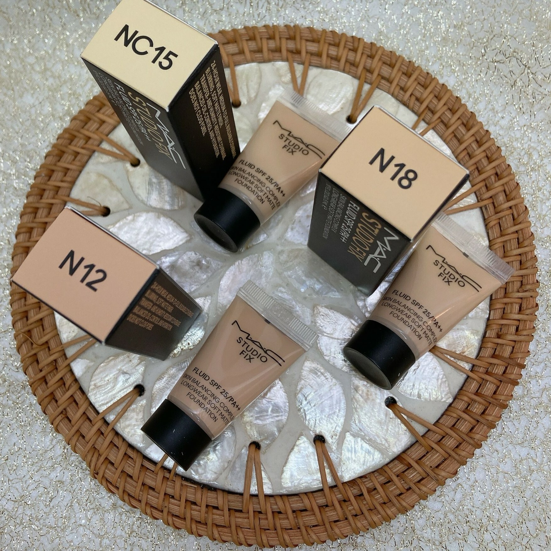 MAC BEAUTY 專業無瑕霧鏡粉底 5ml Sample