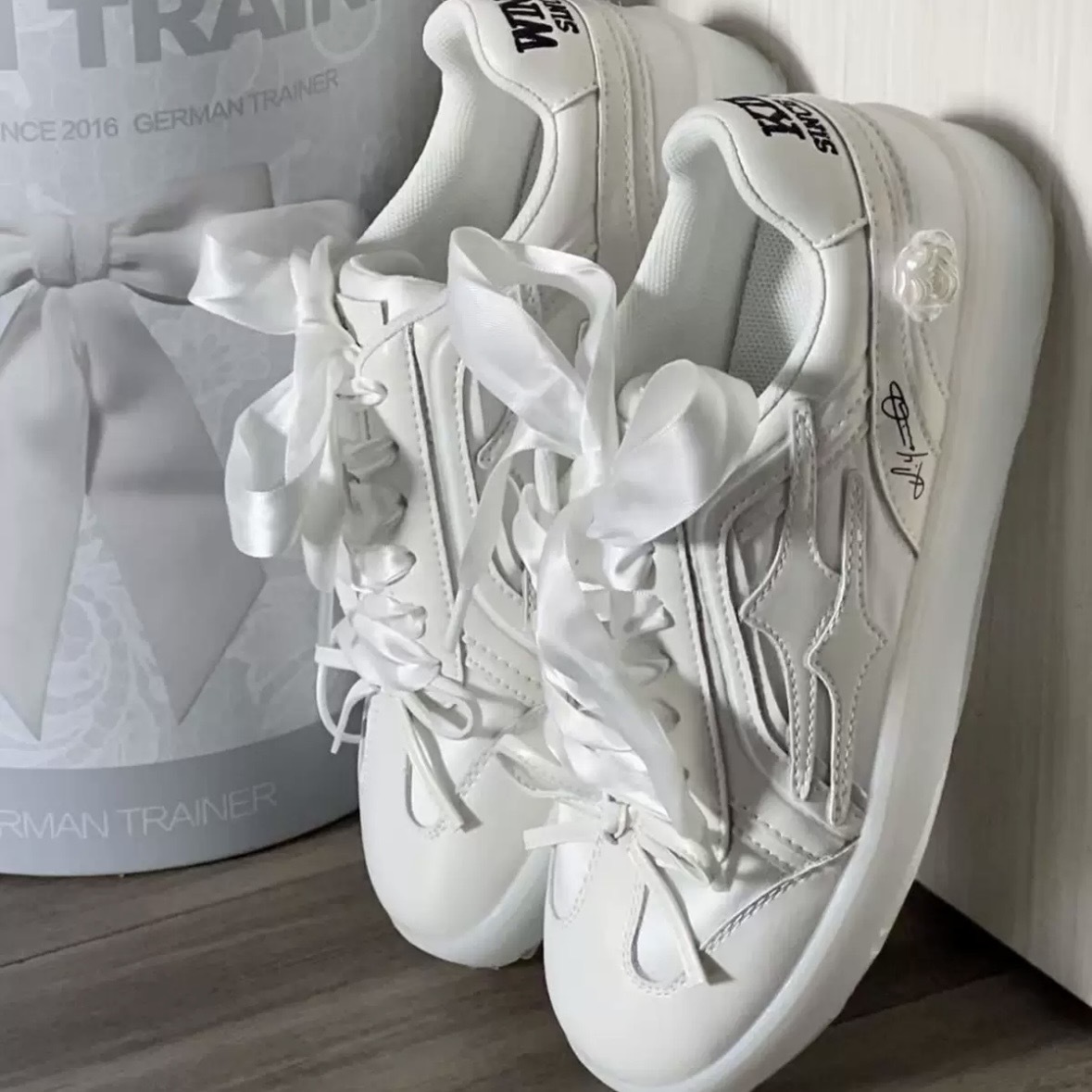 安兪真同款✨ Killwinner 德訓鞋 白月光