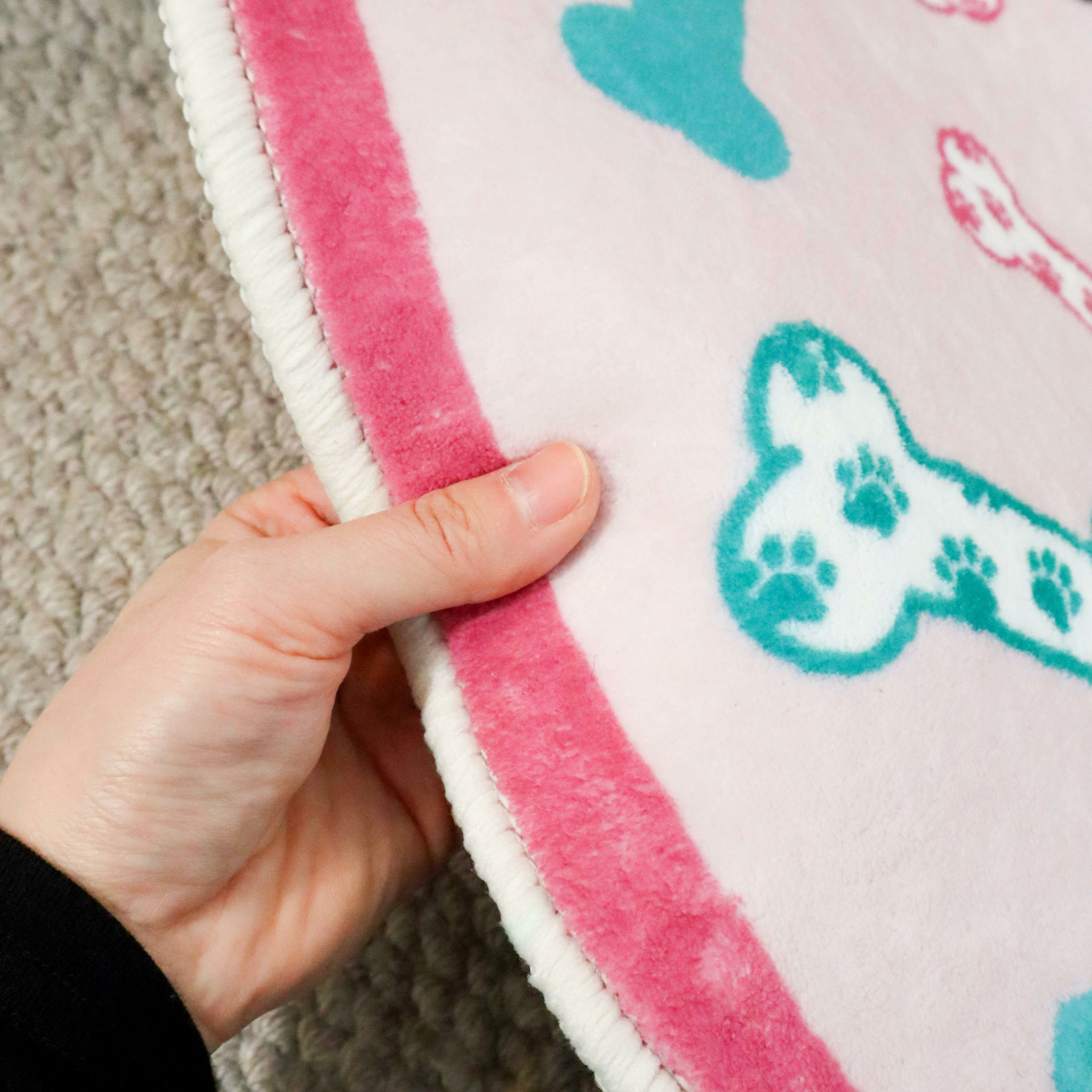 Pink Banquet ( Cloud Shape)