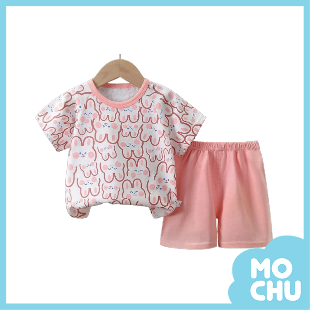 眨眼表情兔短袖套裝