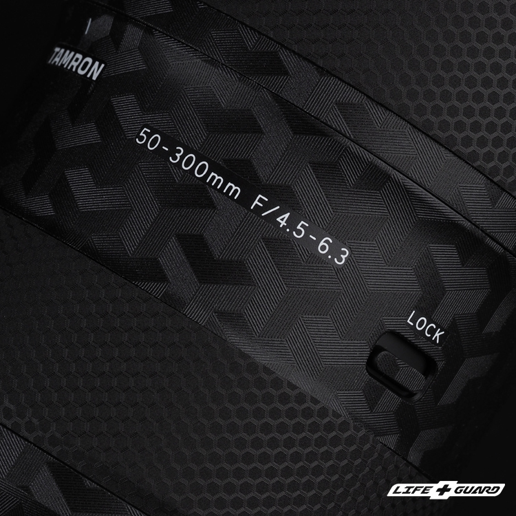 箭影黑貼膜質感特寫，LIFE+GUARD 專機專屬開版設計