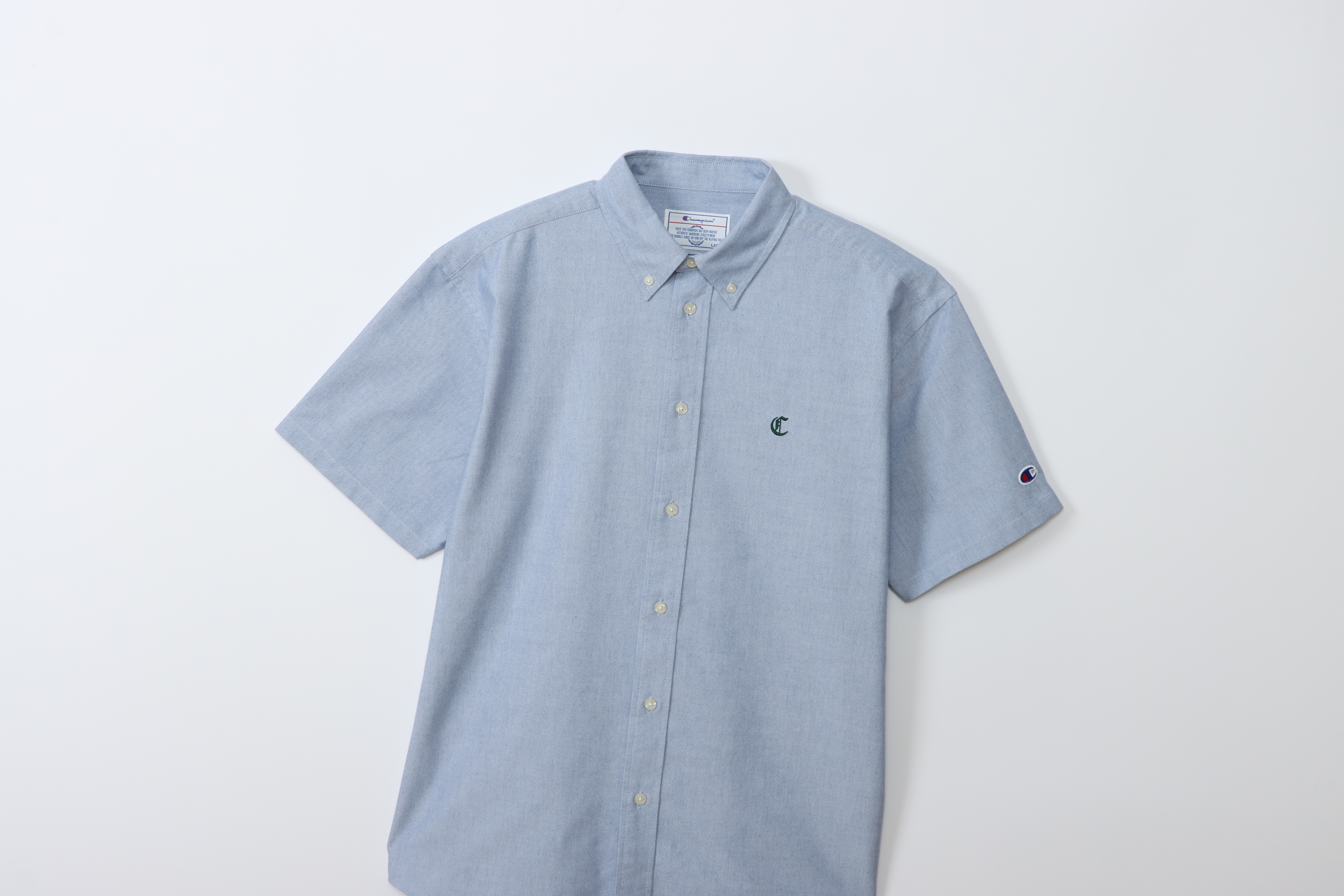 男款-小C刺繡 扣領 短袖 襯衫-淺藍色（C3-B324-320）