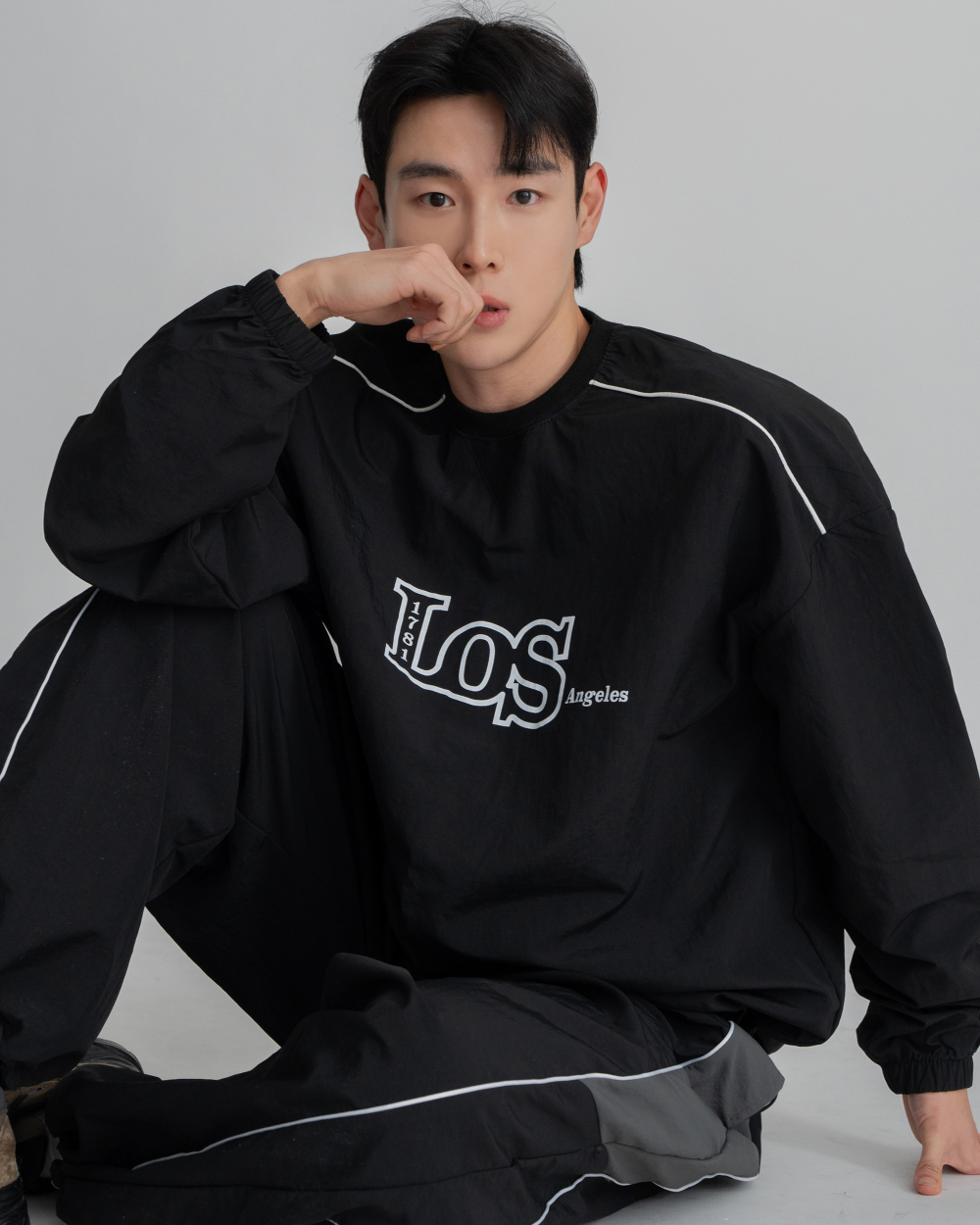 LOS尼龍衛衣大學T