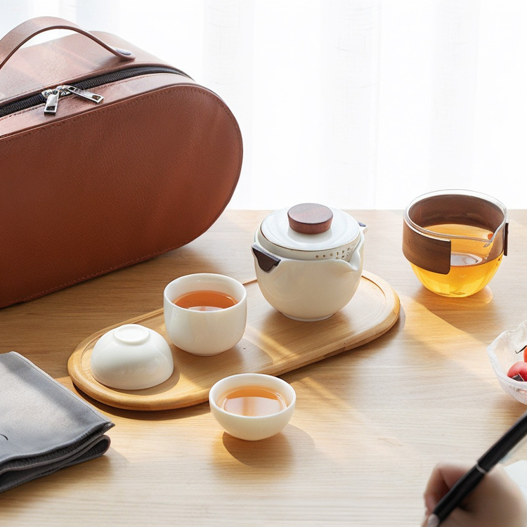 鹿港窯禮品館 │簡逸小旅箱套裝 電鍋造型 白瓷內壁,茶湯瑩潤,木質防燙設計,隨時享受愜意茶香
