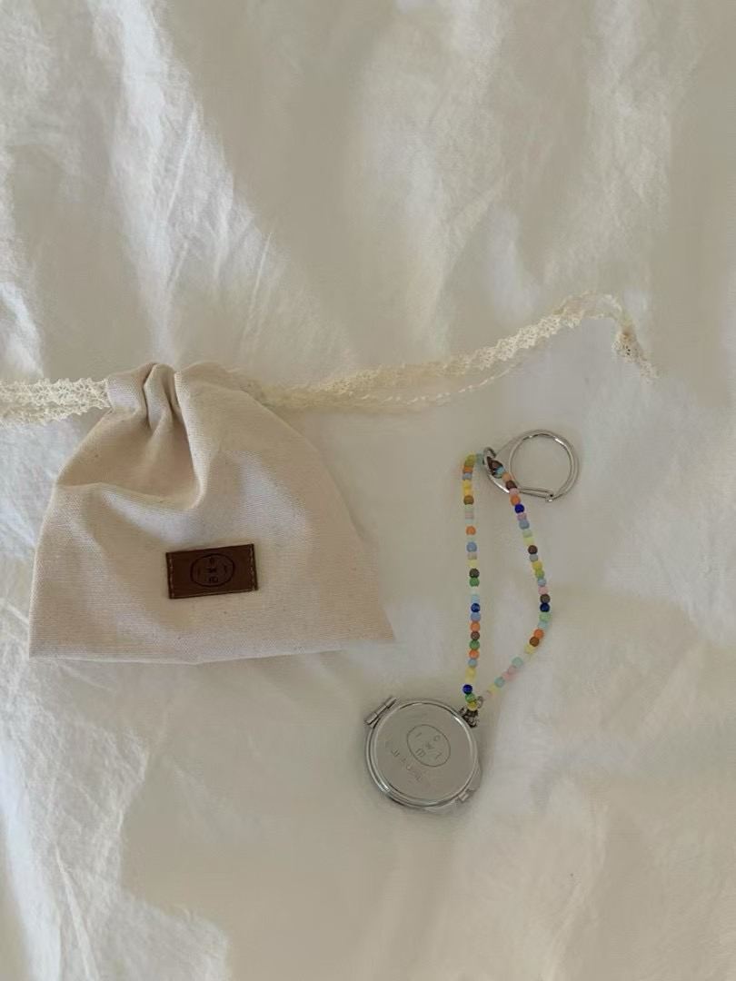 #228AA058 Our own moment circle mirror chain