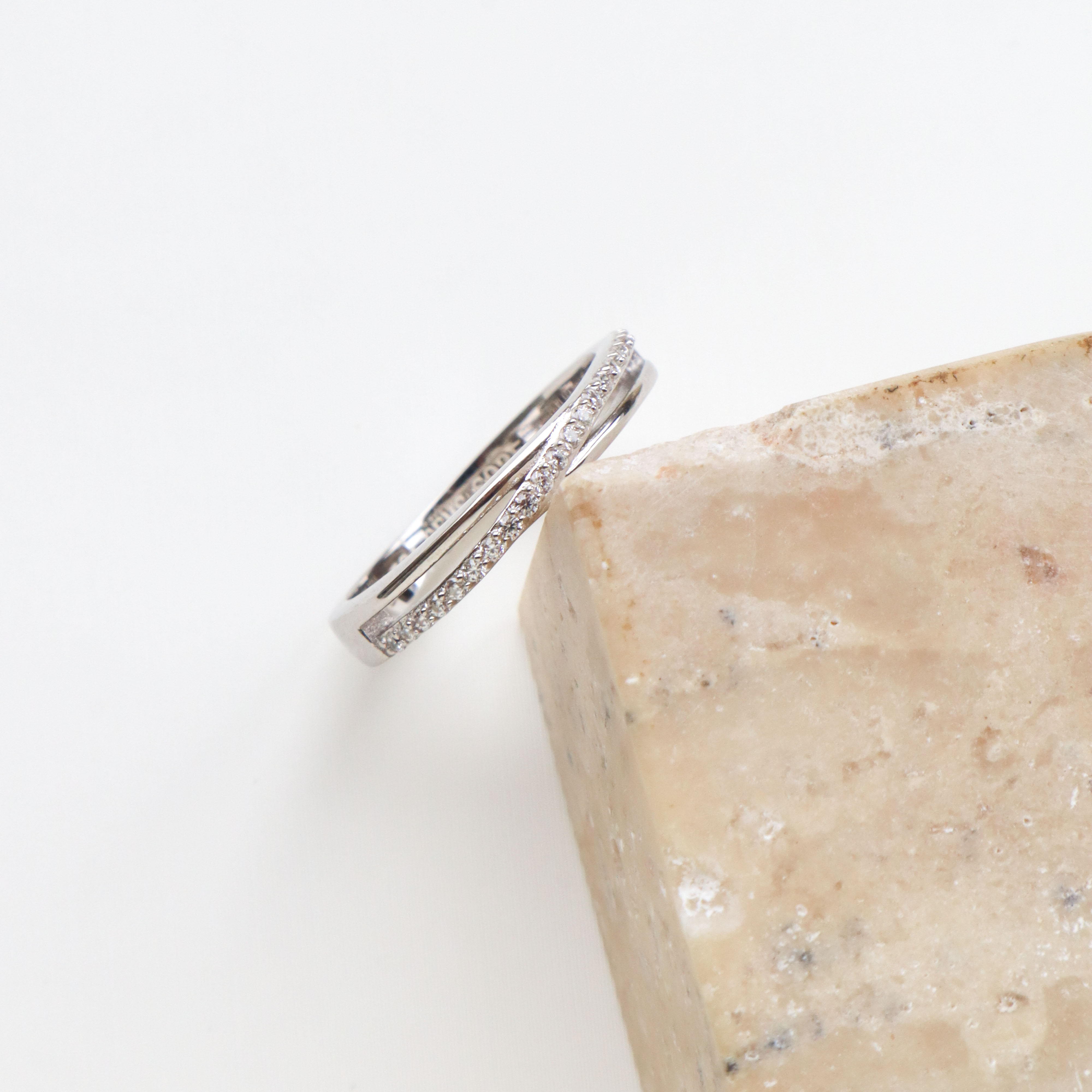 Silver/秘語．鏤空對戒(女)