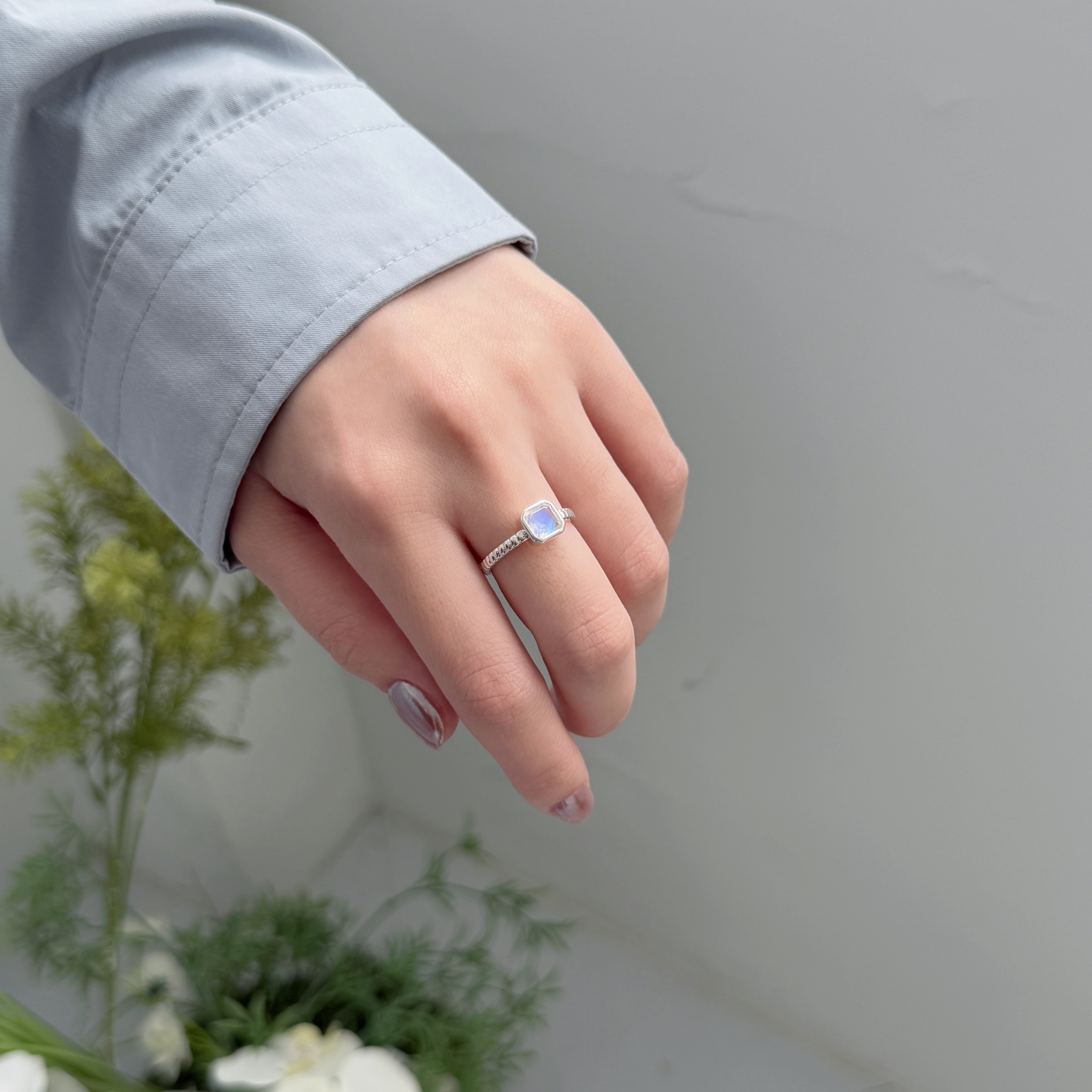 Asscher grid月光石戒指