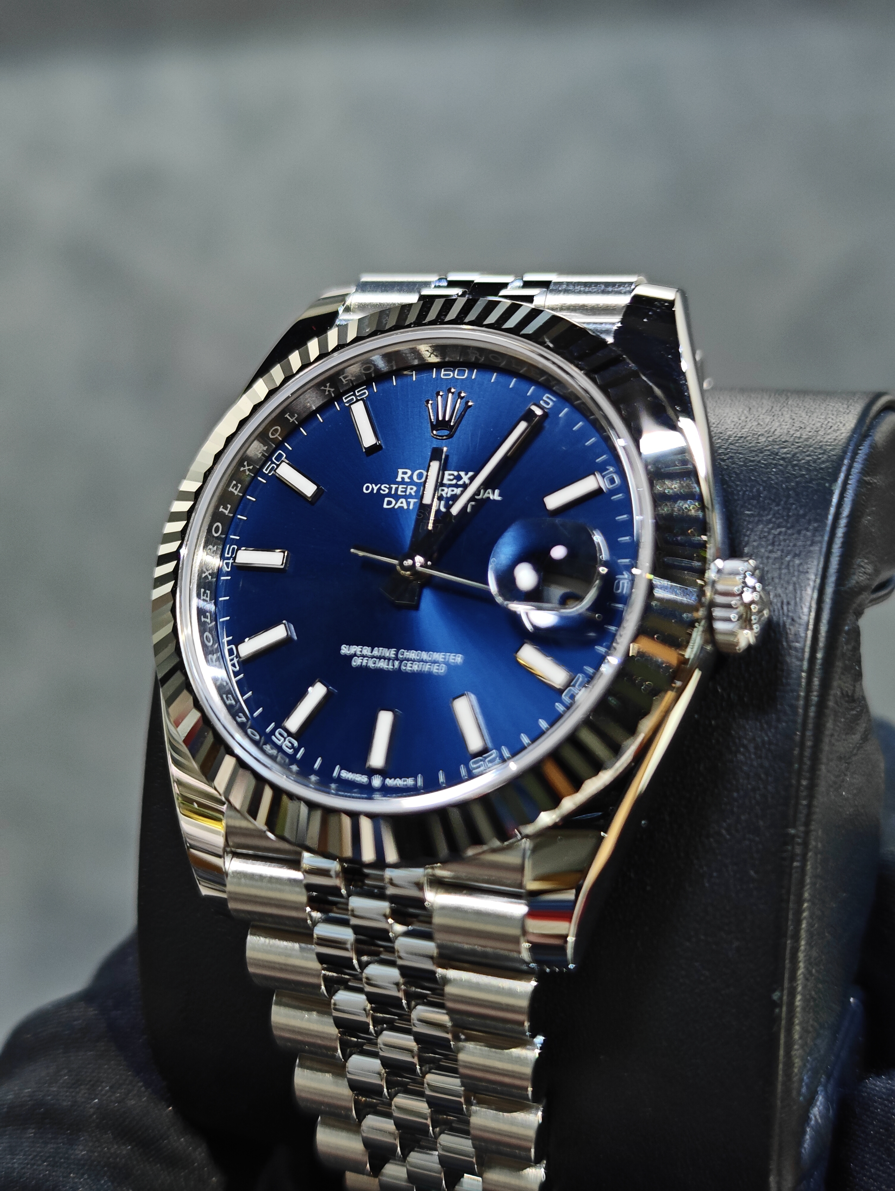 BRAND NEW ROLEX 126334 BLUE DIAL DATEJUST 41mm JUBILEE STRAP STAINLESS STEEL