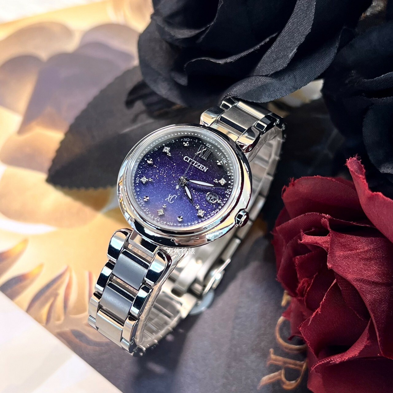 【CITIZEN 星辰】XC系列 月光彩虹鈦金屬電波女錶 ES9460-70L 29mm 現代鐘錶