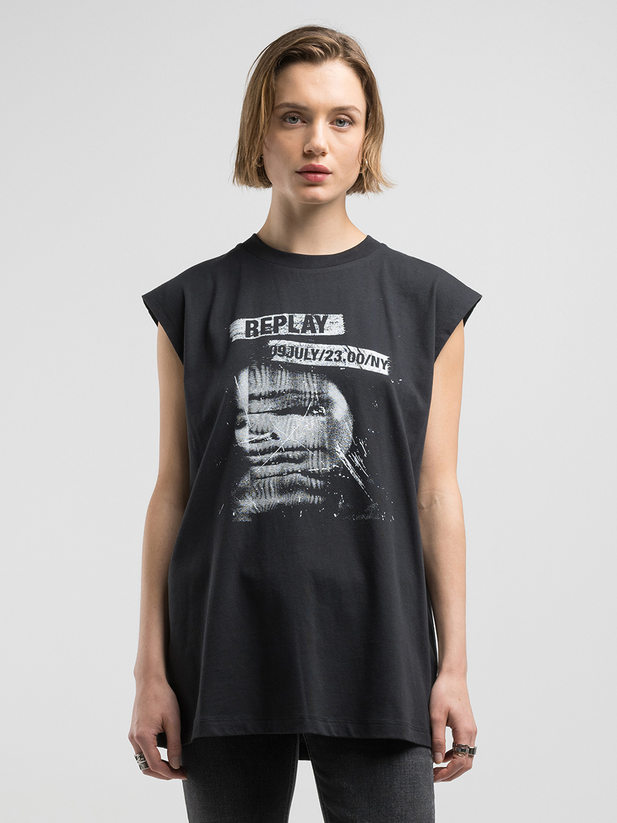 碳黑色男友版型印花蓋肩袖T恤