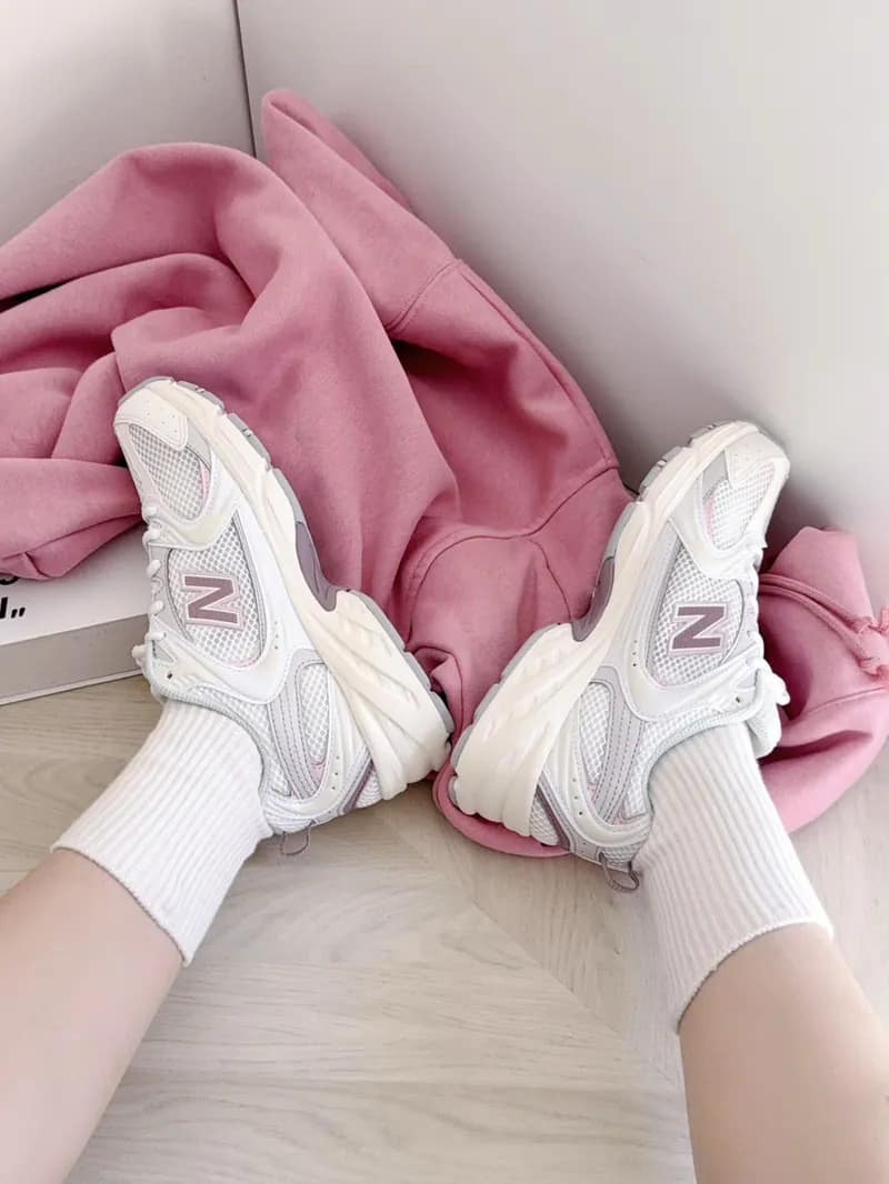 NEW BALANCE 530 (草莓奶灰)