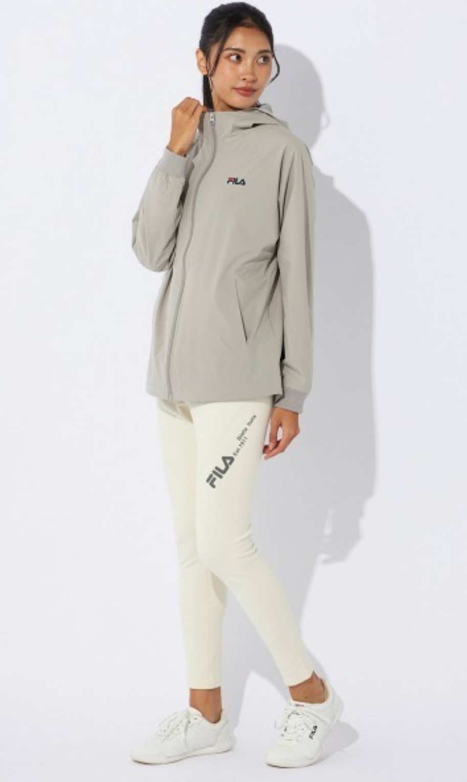 【預購】J0312905 FILA 防潑水雙層外套女裝 米色