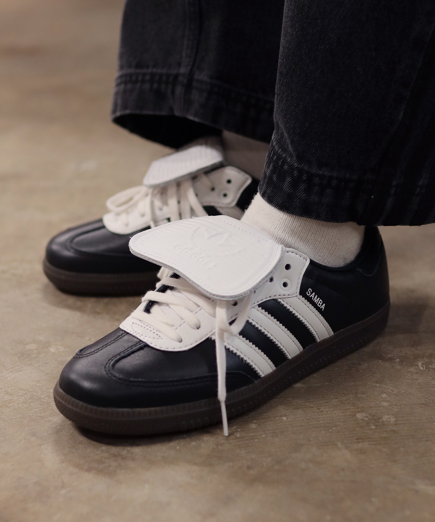 預購┃adidas SAMBA LT W 翻鞋舌 黑白