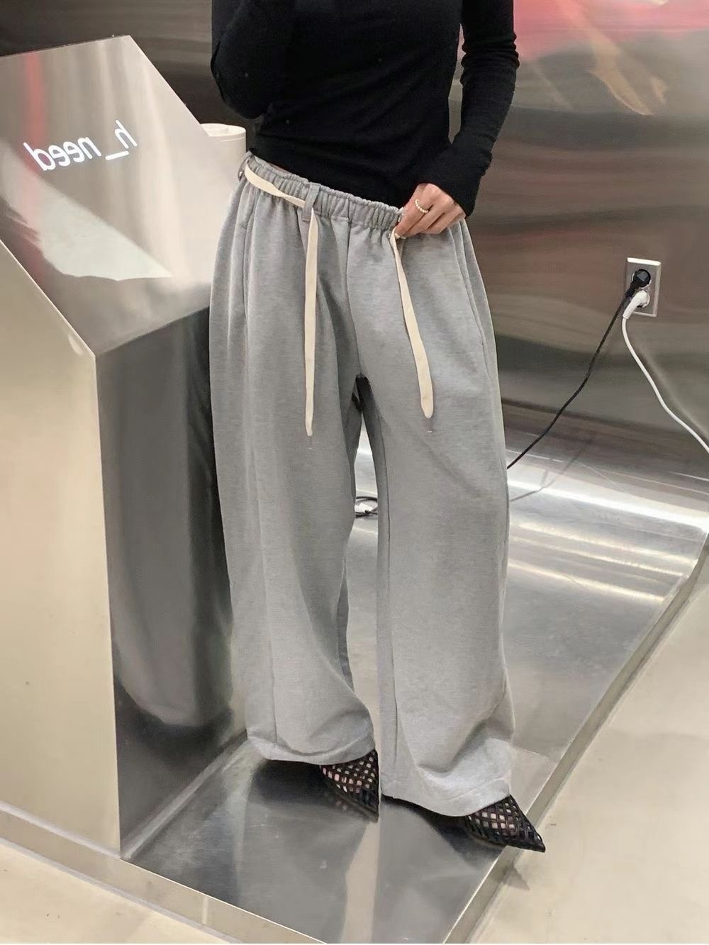 TE2503 bell-washed pants