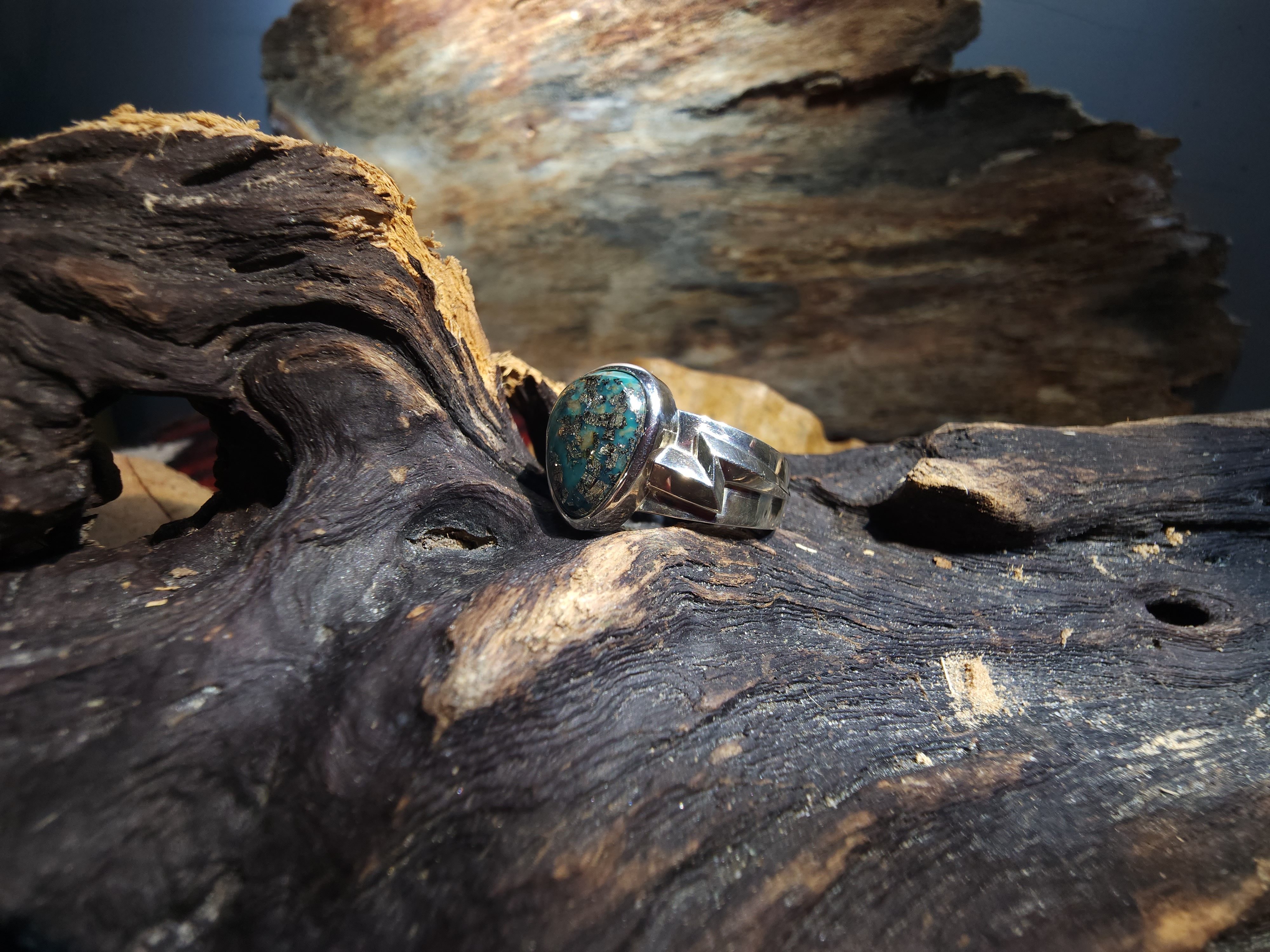 *Black Venom Jewelry- Freedom & Prayer 純銀閃電戒鑲 Morenci II松石