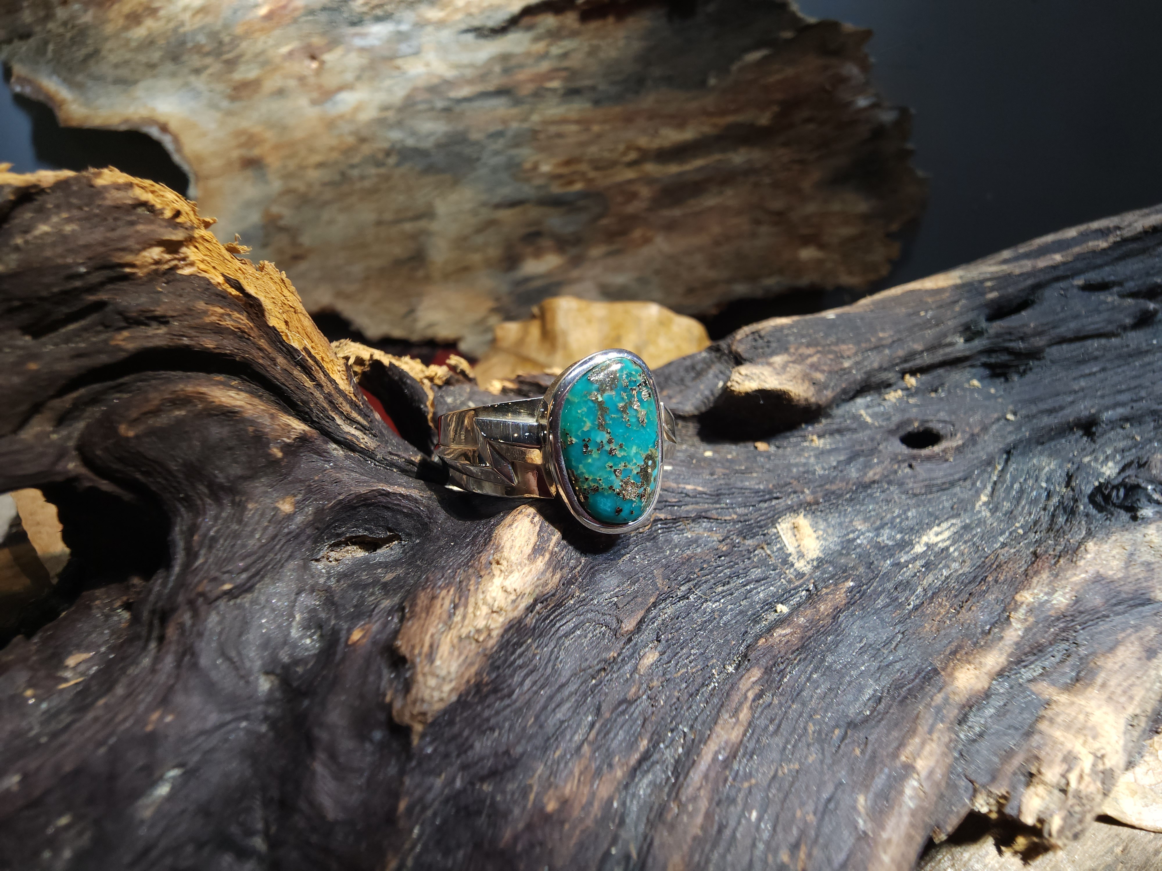 *Black Venom Jewelry- Freedom & Prayer 純銀閃電戒鑲 Morenci II松石