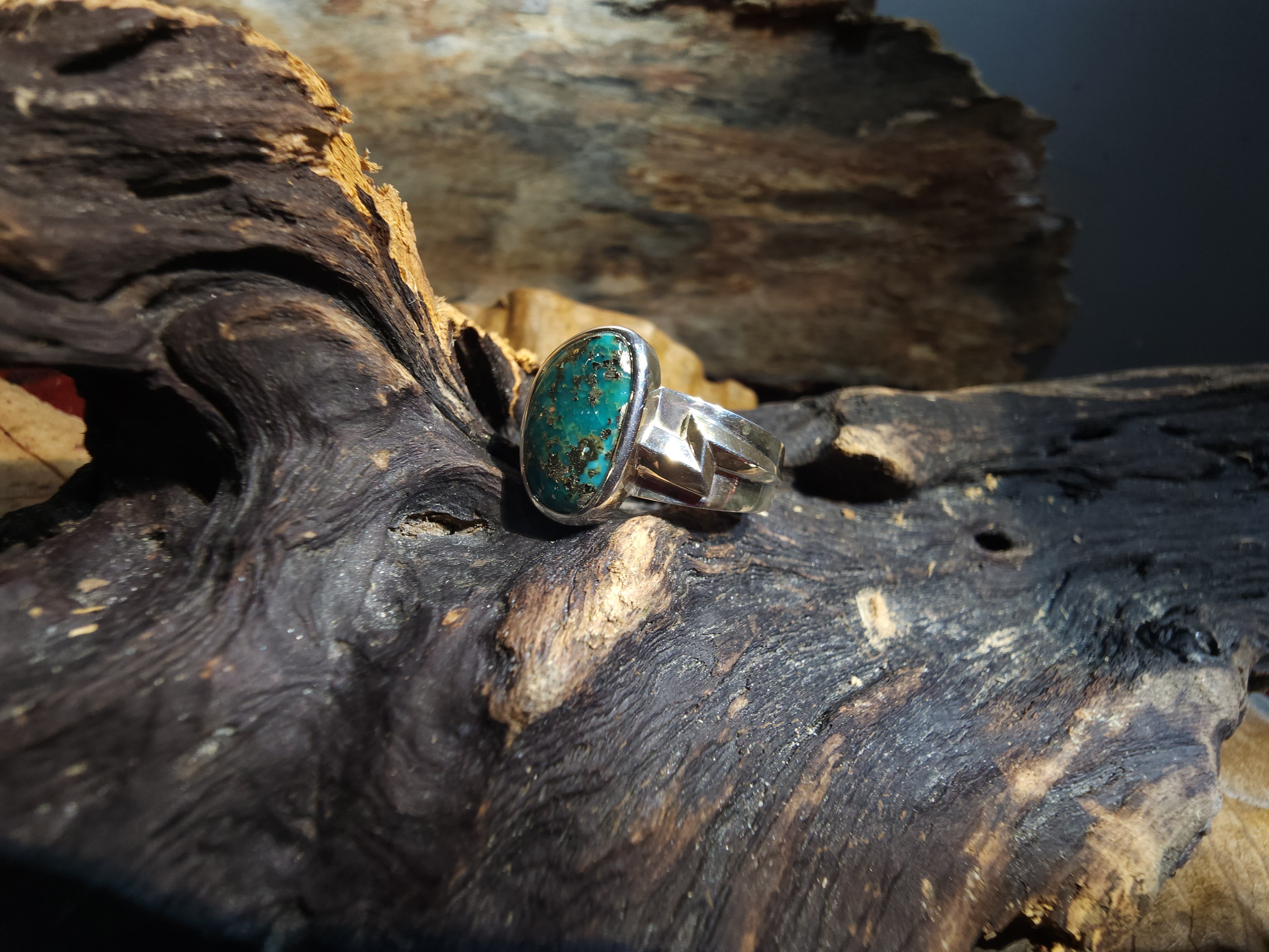 *Black Venom Jewelry- Freedom & Prayer 純銀閃電戒鑲 Morenci II松石